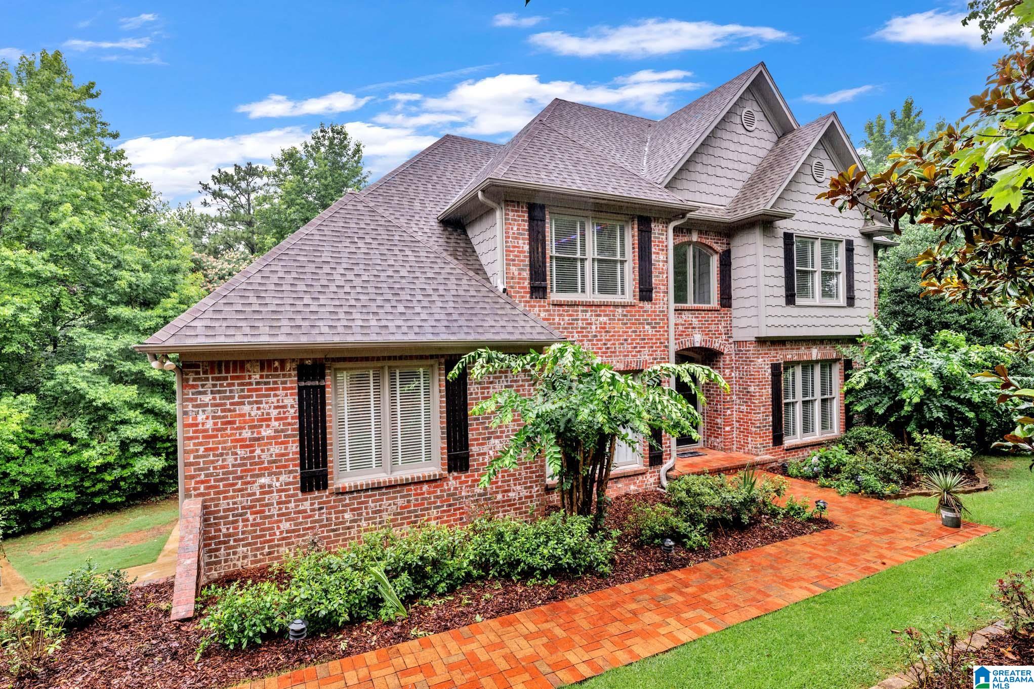 Photo 1 of Single family home for sale at 394 Greystone Glen Cir, Hoover, AL 35242 | MLS# 21461415 | Listing updated on 2026-10-19