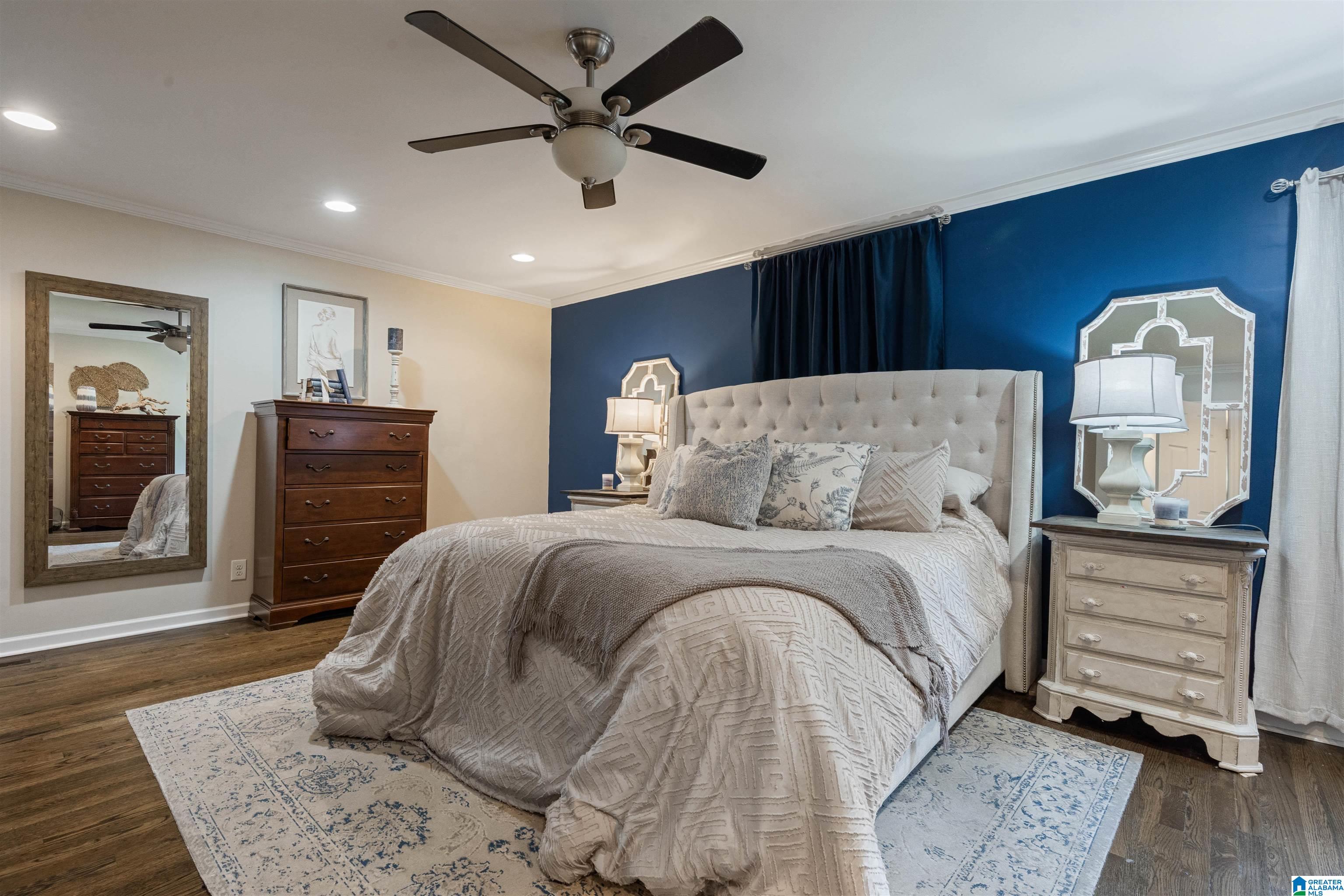 Photo 4 of Single family home for sale at 2357 Mountain Oaks Ln, Hoover, AL 35226 | MLS# 21461429 | Listing updated on 2026-08-31