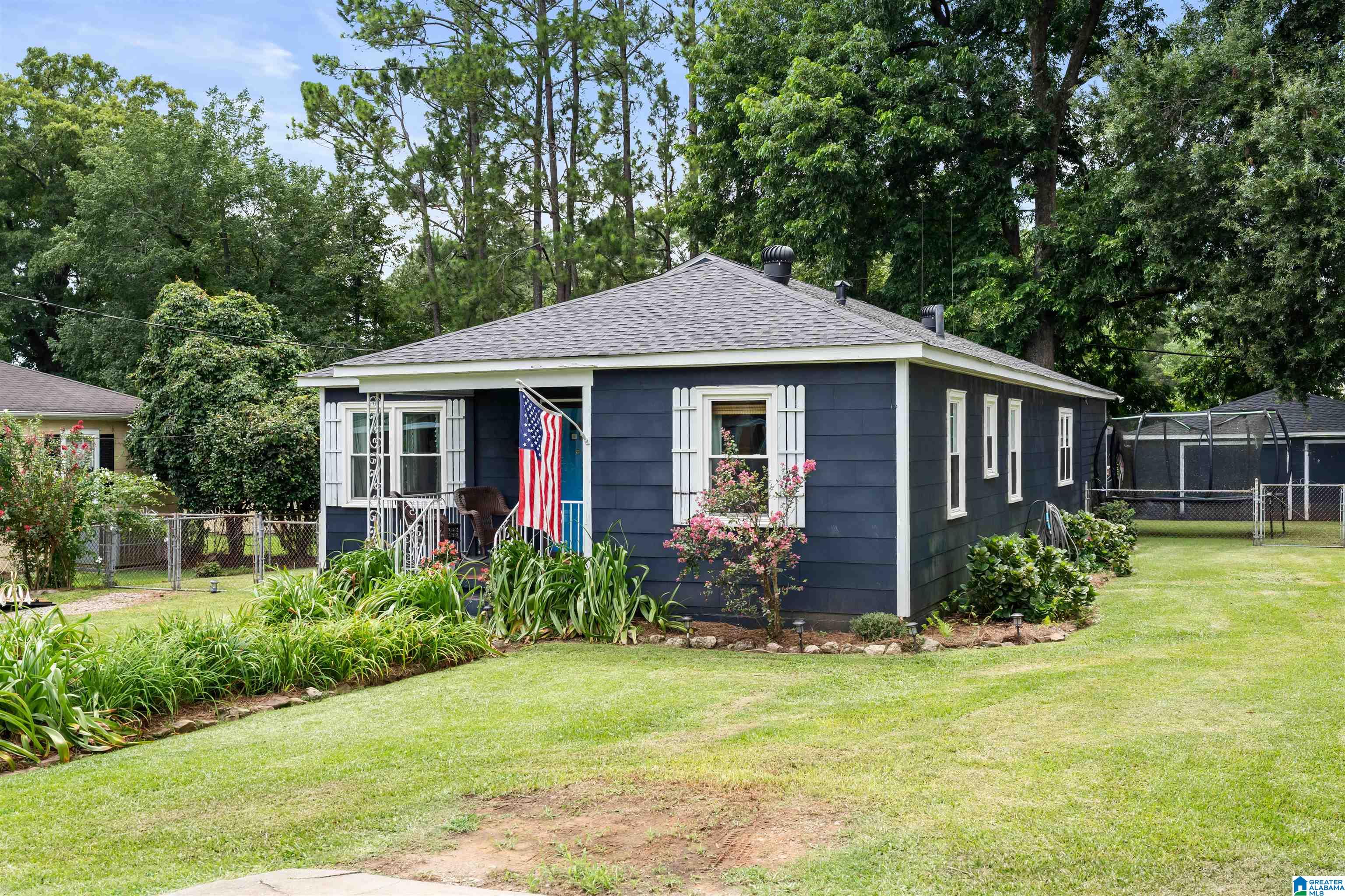 2nd image of 206 Kay Avenue, Trussville, AL 35173 | MLS# 21461438