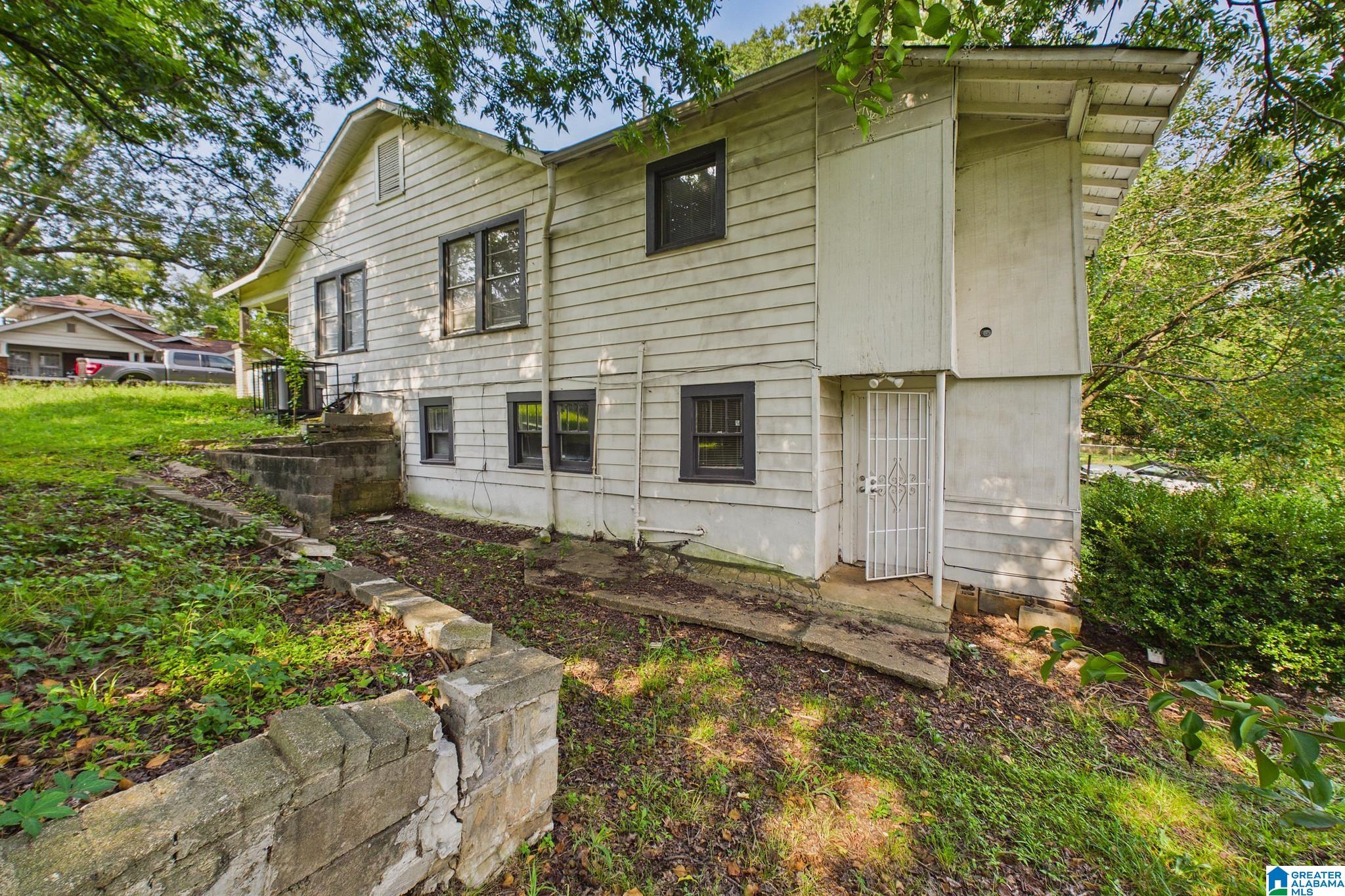 Photo 1 of Single family home for sale at 2505 Brookhaven Ave Sw, Birmingham, AL 35211 | MLS# 21461451 | Listing updated on 2026-09-10
