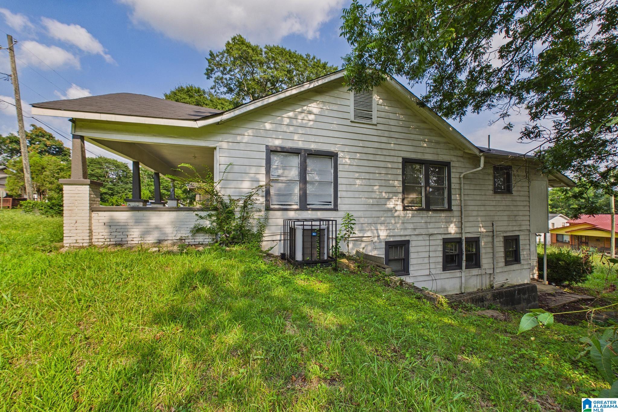 Photo 3 of Single family home for sale at 2505 Brookhaven Ave SW, Birmingham, AL 35211 | MLS# 21461451 | Listing updated on 2026-09-10