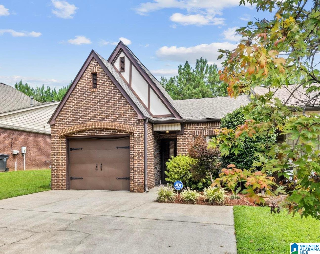1st image of 4321 Ashwood Cove, Vestavia Hills, AL 35216 | MLS# 21461466