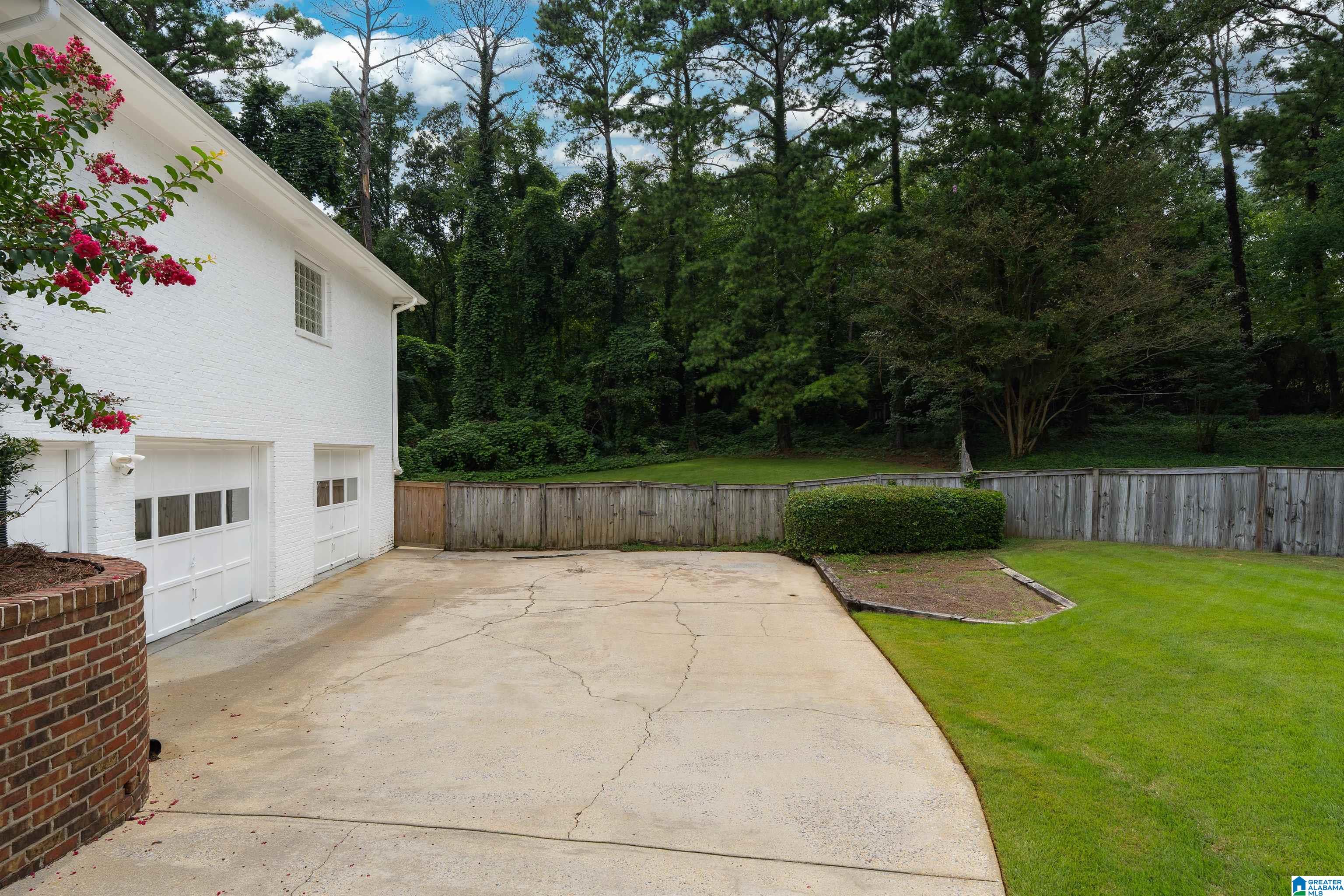 41st image of 416 Still Oaks Circle, Trussville, AL 35173 | MLS# 21461467