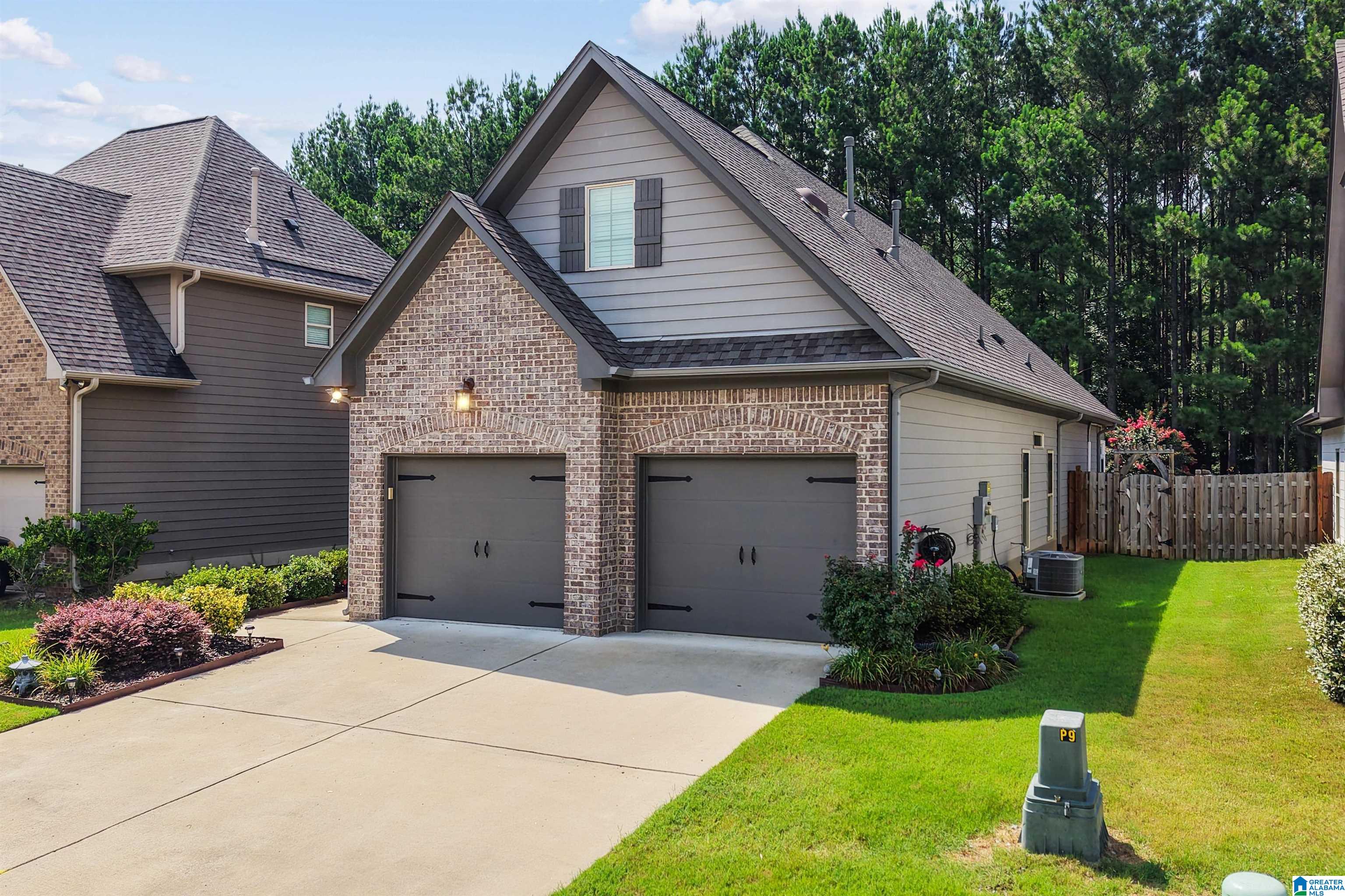 2nd image of 2111 Springfield Dr, Chelsea, AL 35043 | MLS# 21461482
