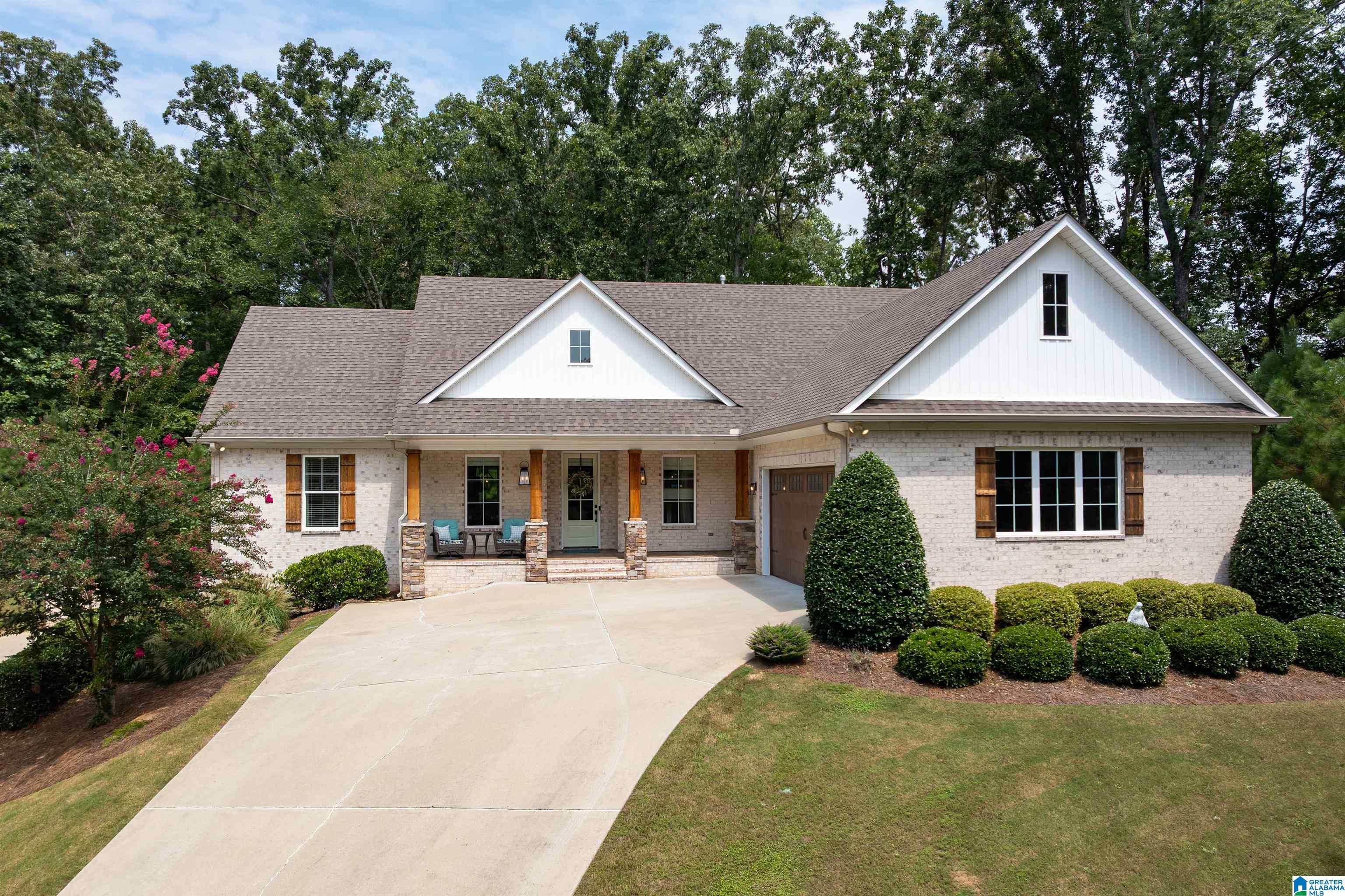 1st image of 441 S Highland Ridge Lane, Chelsea, AL 35043 | MLS# 21461484
