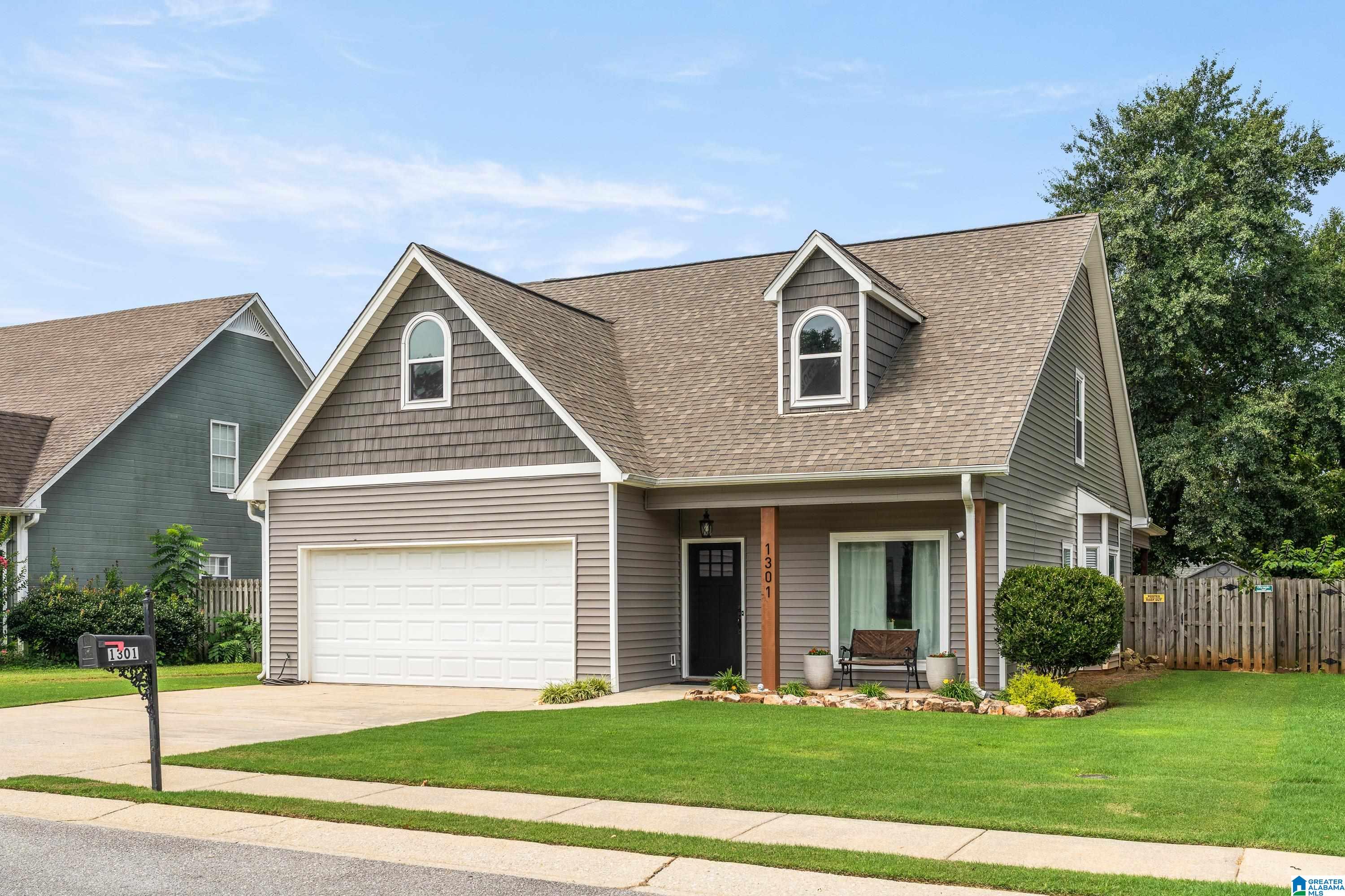 2nd image of 1301 Amberley Woods Dr, Helena, AL 35080 | MLS# 21461502