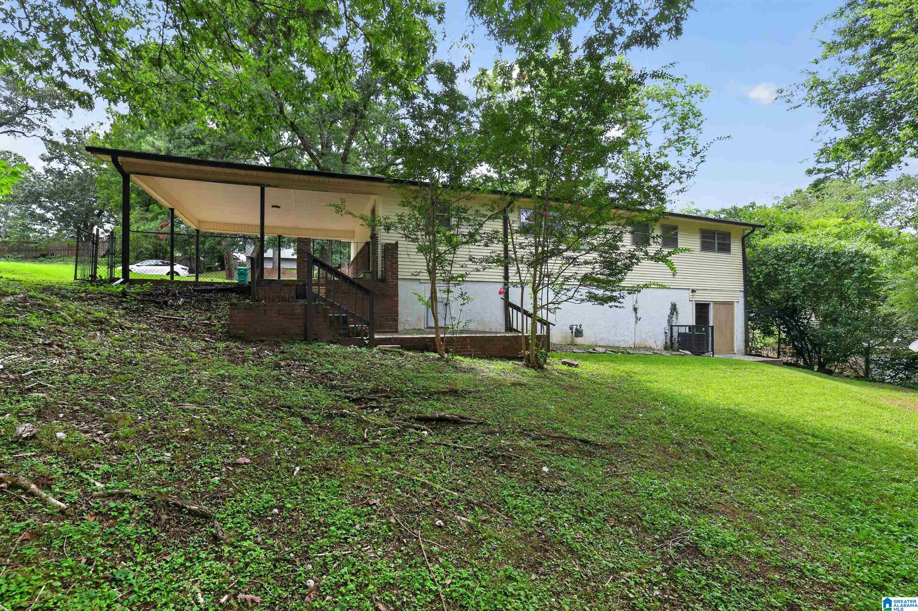 image of 432 15th Lane Nw, Center Point, AL 35215 | MLS# 21461503