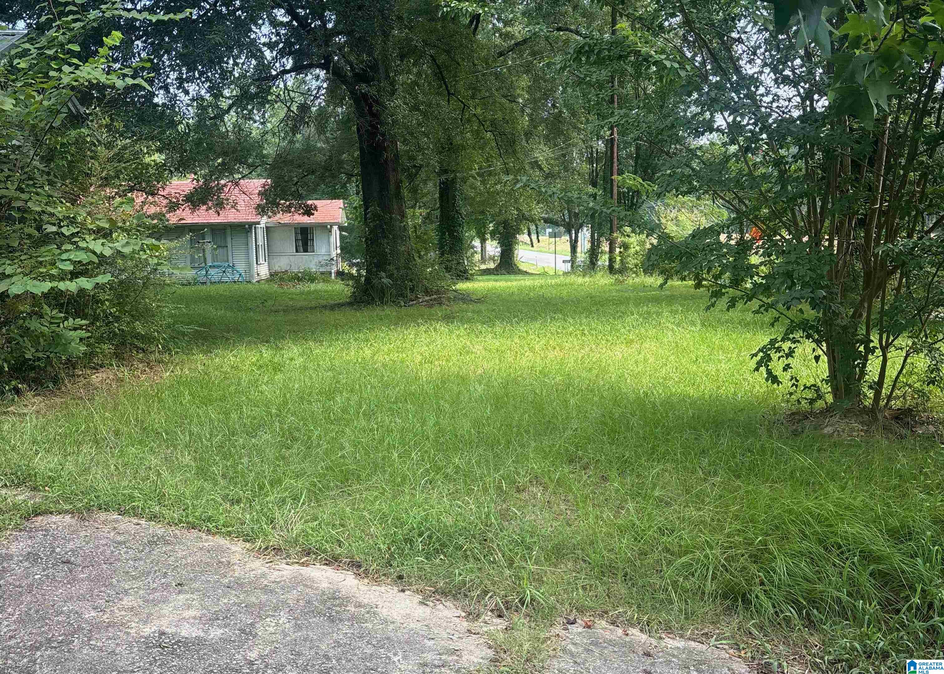 8th image of 2124 Morgan Road, Bessemer, AL 35022 | MLS# 21461507