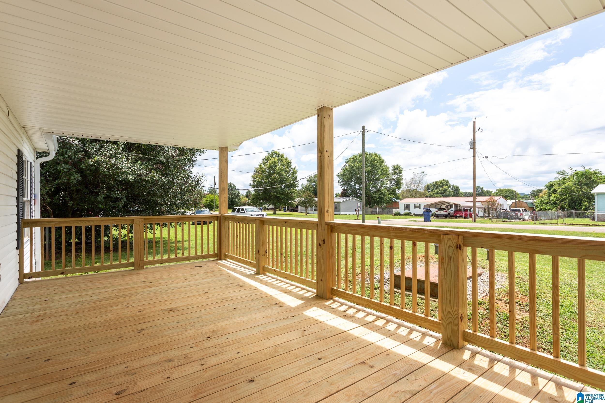 Photo 4 of Single family home for sale at 143 Tiffany Ln, Ohatchee, AL 36271 | MLS# 21461511 | Listing updated on 2026-09-15