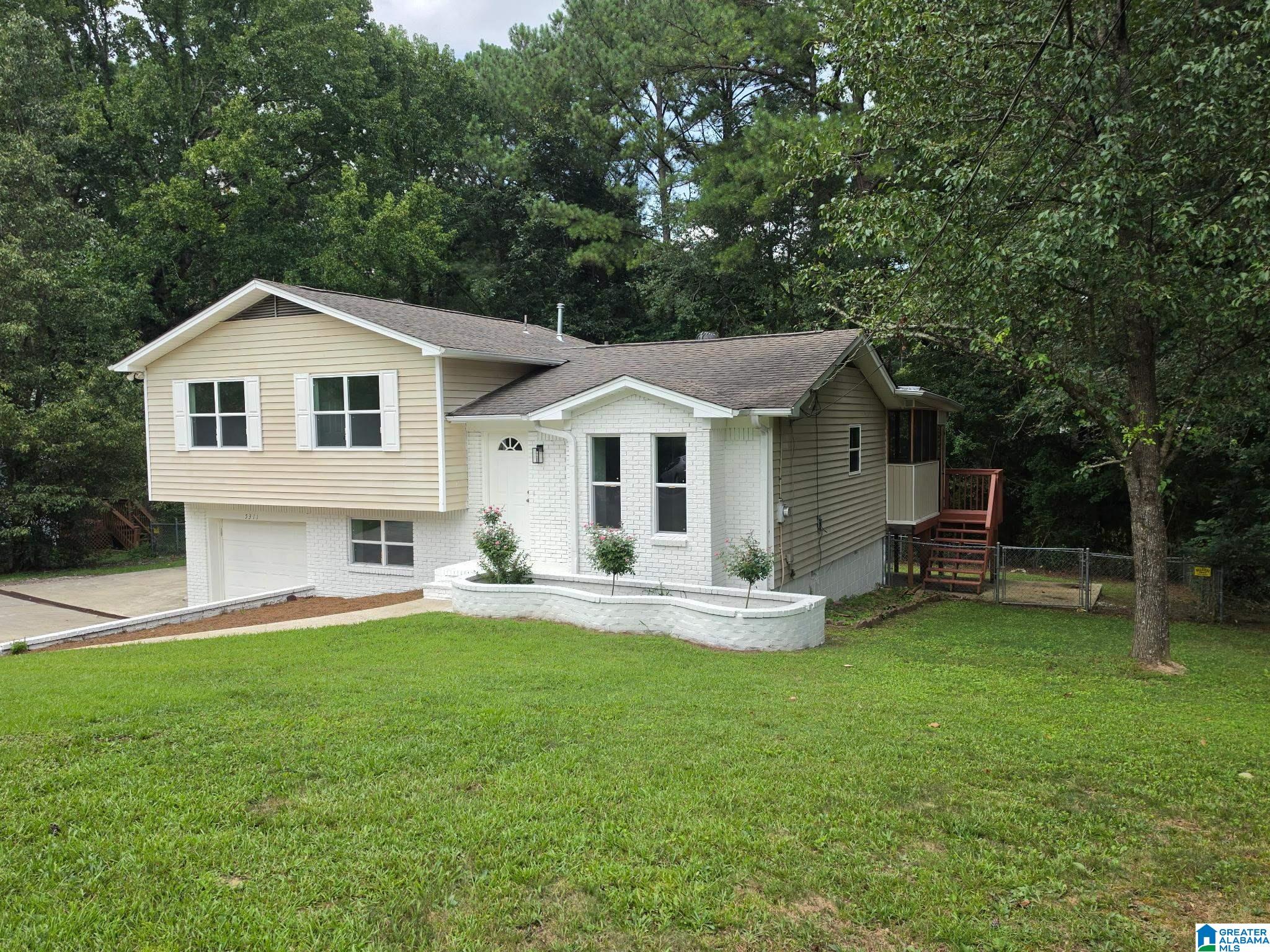 3rd image of 5311 Scott Dr, Pinson, AL 35126 | MLS# 21461549