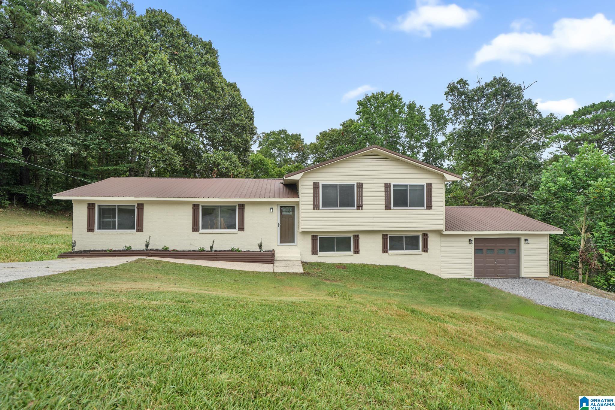 1st image of 1011 Keith Dr, Weaver, AL 36277 | MLS# 21461557
