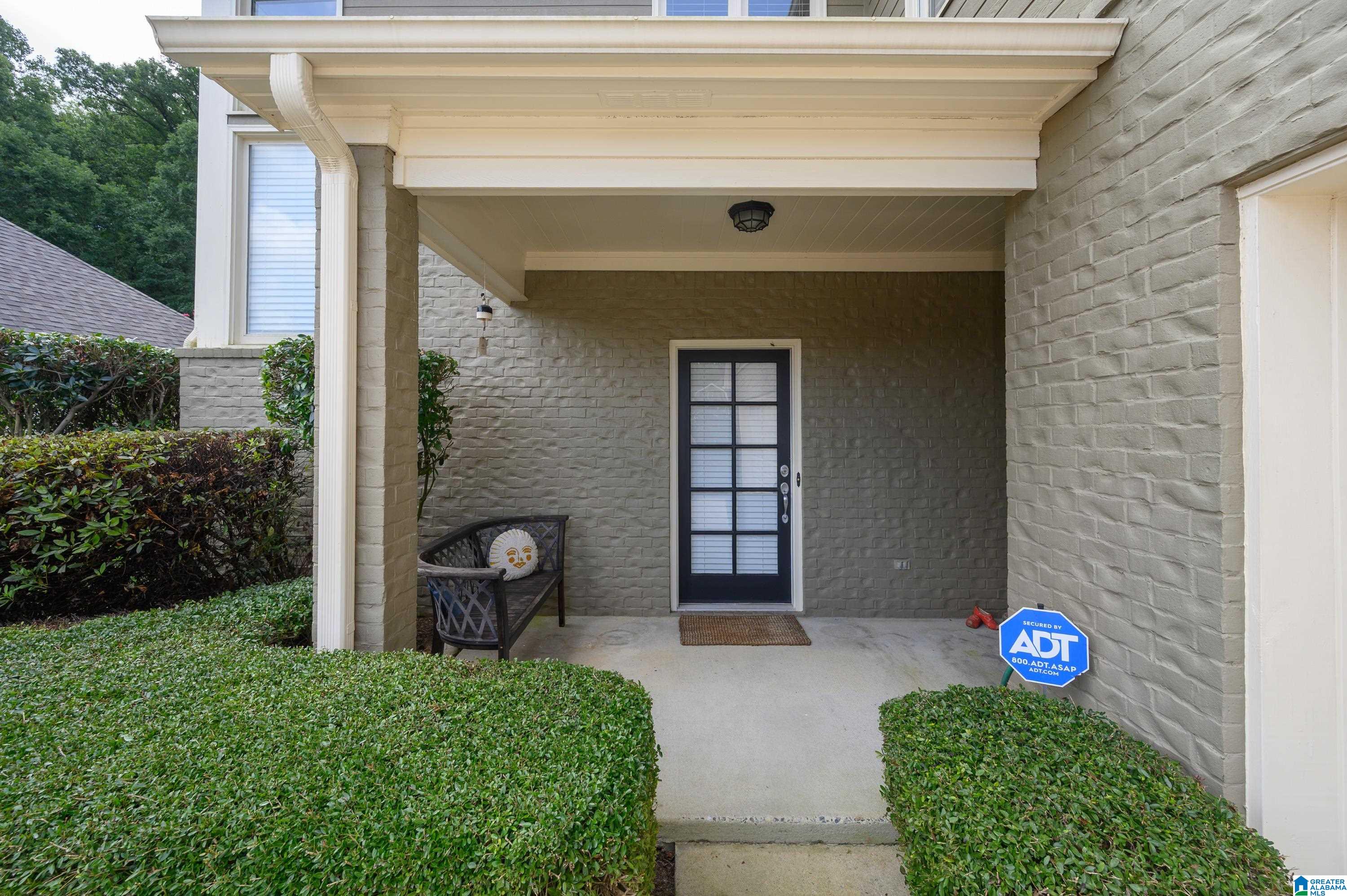 Photo 3 of Sale Pending at 159 Narrows Crk Dr, Birmingham, AL 35242 | MLS# 21461572 | Listing updated on 2026-09-11