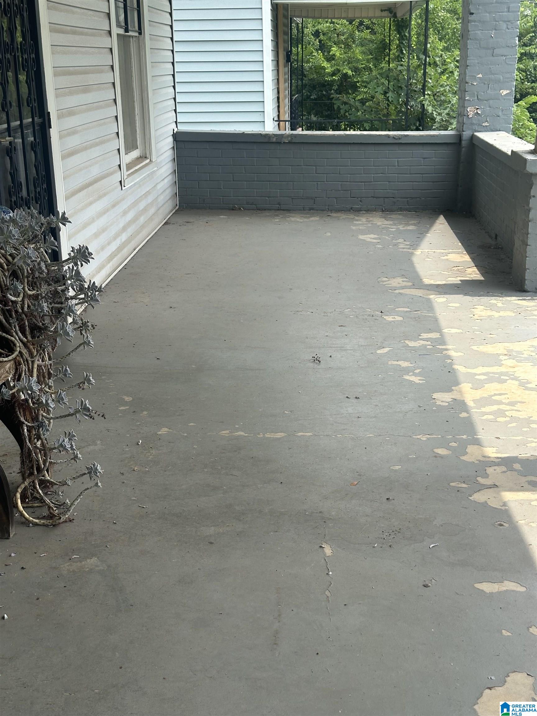Photo 3 of Single family home for sale at 1704 Mcmillon Ave SW, Birmingham, AL 35211 | MLS# 21461573 | Listing updated on 2026-08-22