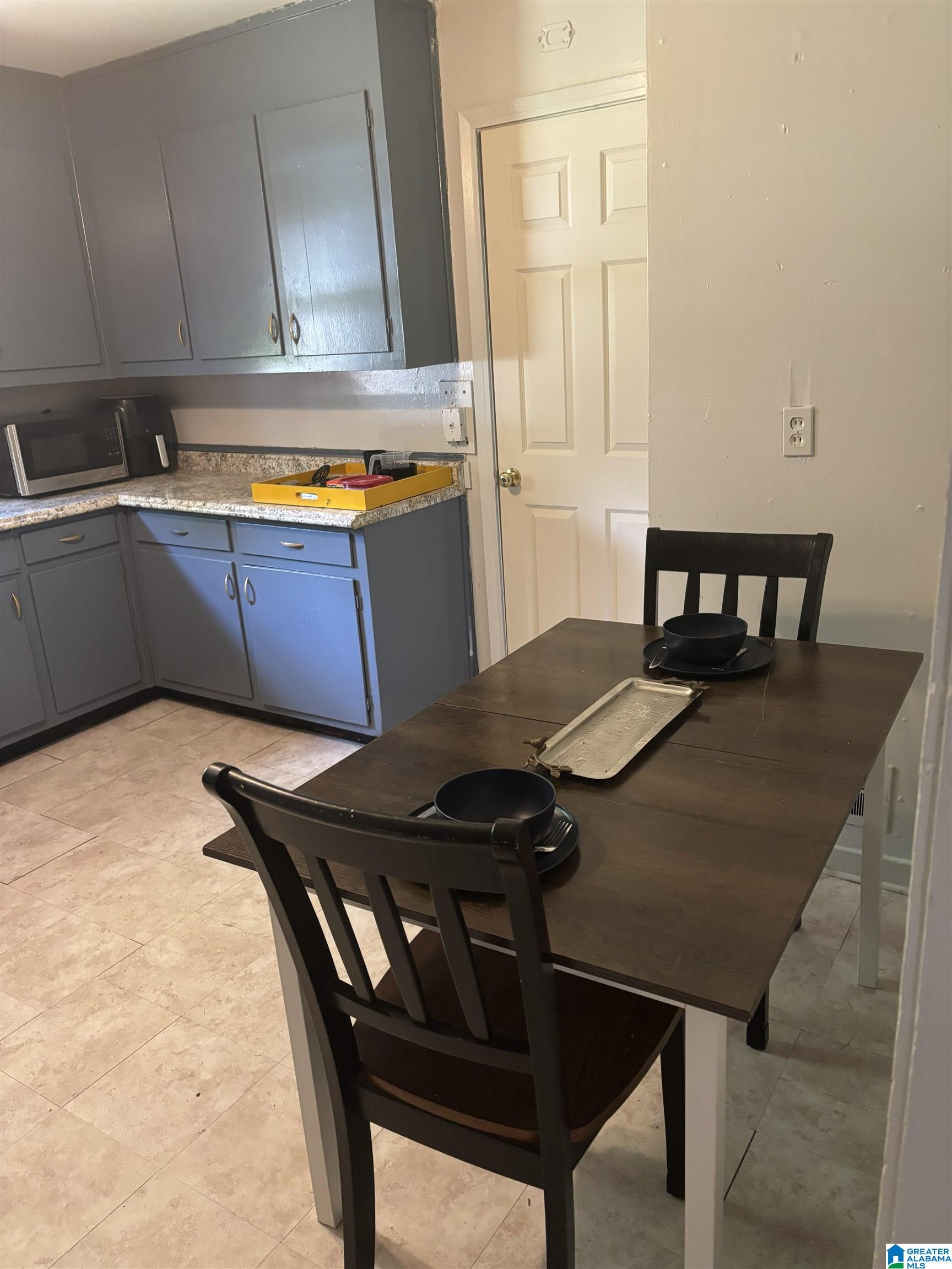 Photo 3 of Single family home for sale at 1616 18th Street Sw, Birmingham, AL 35211 | MLS# 21461578 | Listing updated on 2026-08-08