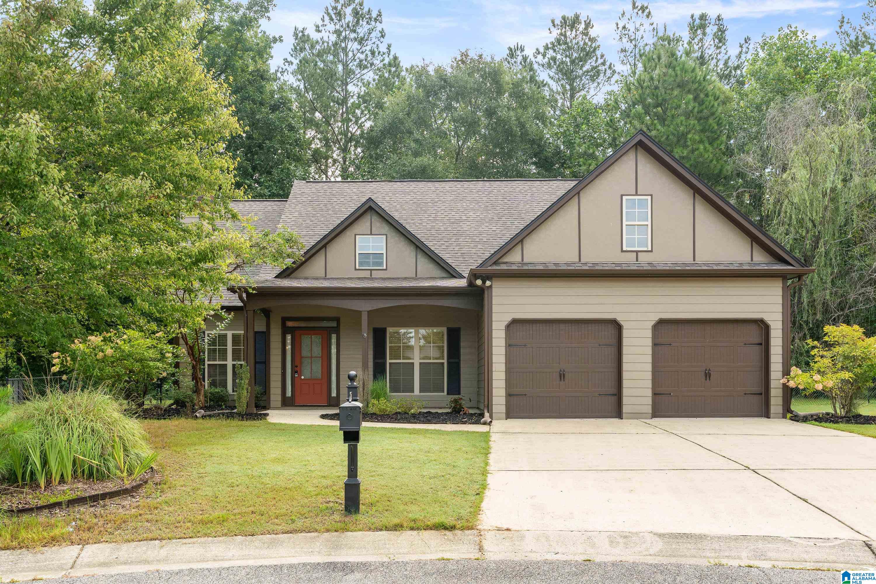 Photo 1 of Single family home for sale at 229 Perthshire Way, Pelham, AL 35124 | MLS# 21461580 | Listing updated on 2026-09-10