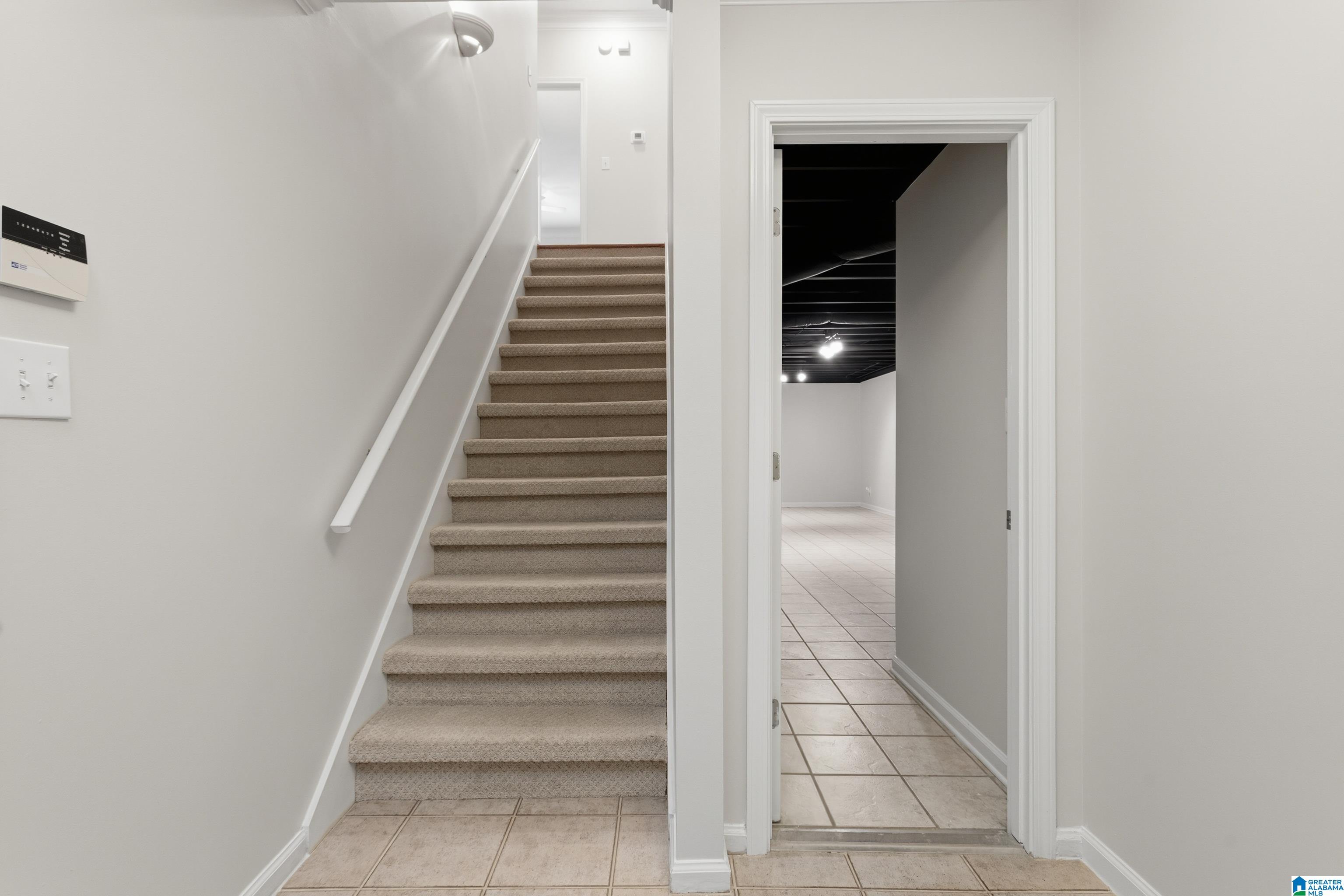 Photo 2 of Townhouse for sale at 207 Meadow Croft Cir, Birmingham, AL 35242 | MLS# 21461583 | Listing updated on 2026-08-18