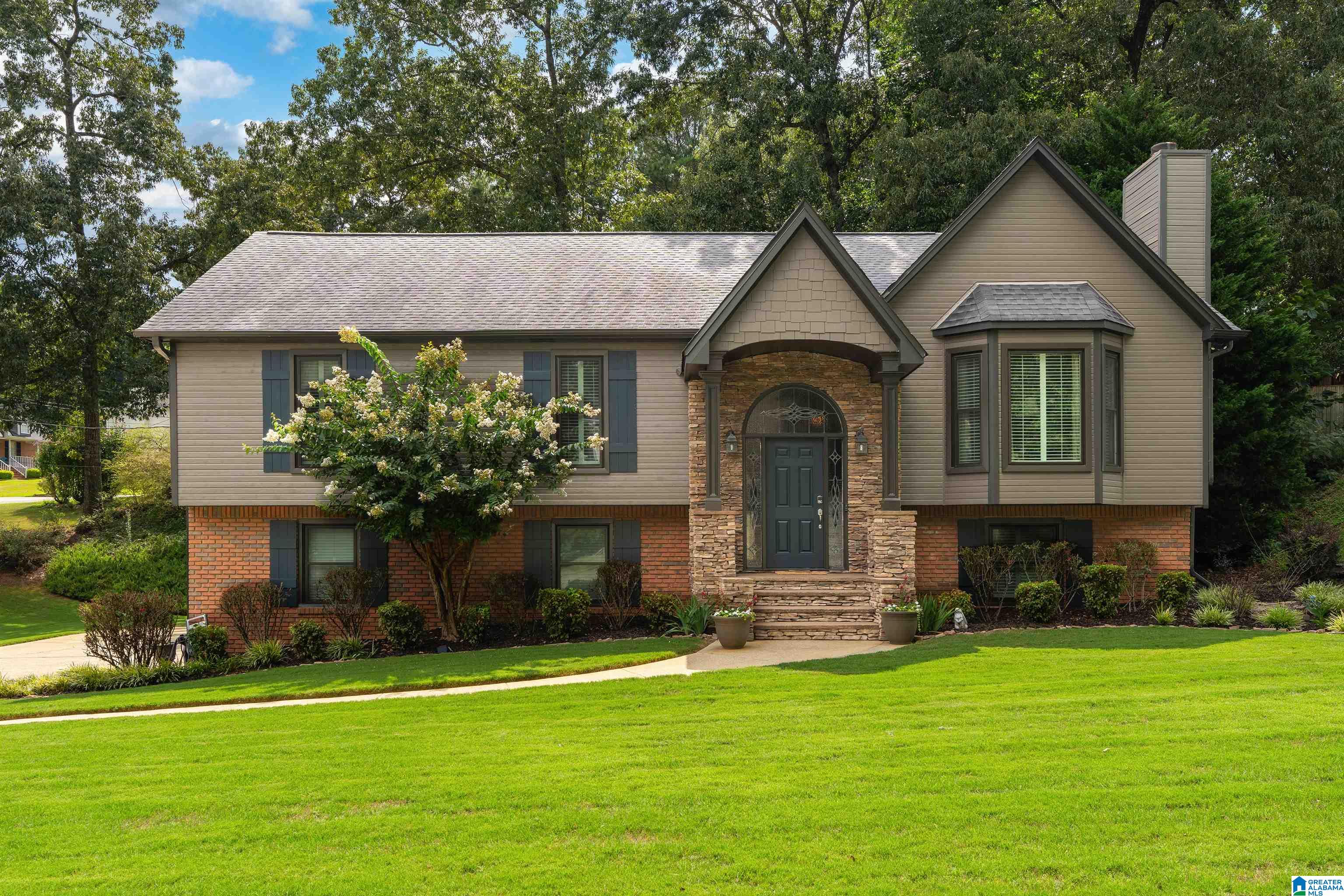 109 SAINT CHARLES DRIVE