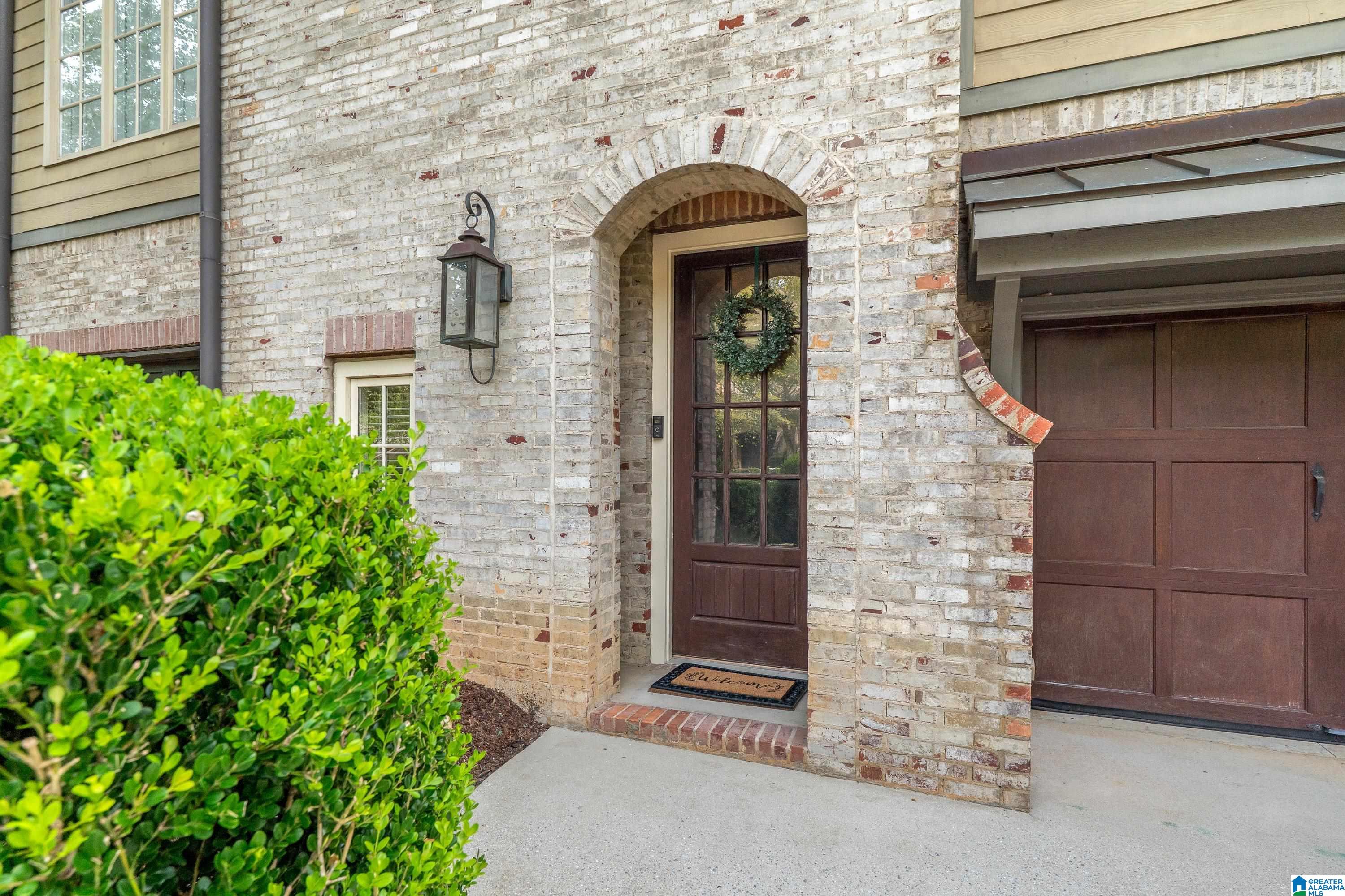 Photo 2 of Townhouse for sale at 2060 Eagle Ridge Dr, Birmingham, AL 35242 | MLS# 21461611 | Listing updated on 2026-08-08
