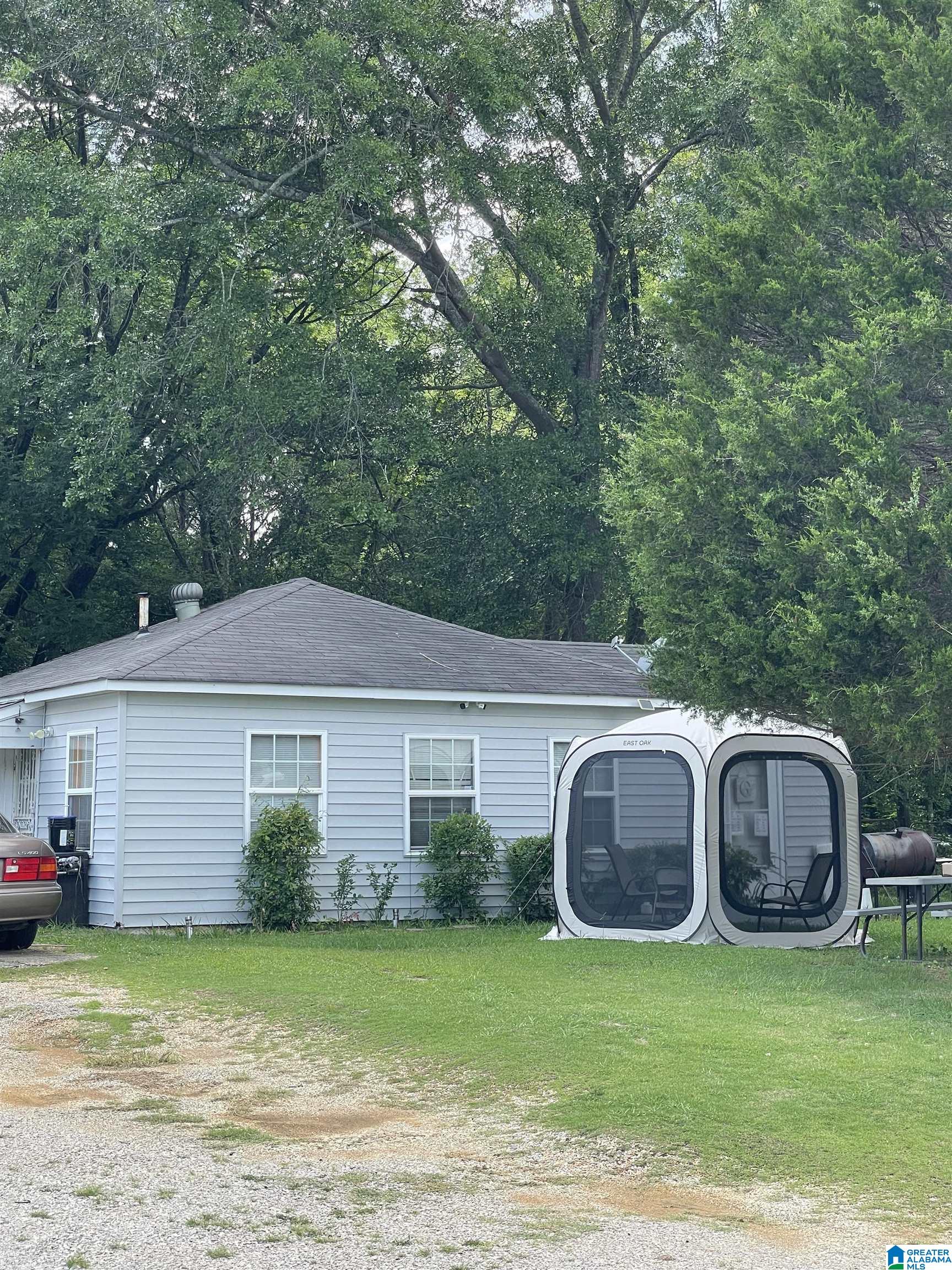 2nd image of 121 Houston Dr, Bessemer, AL 35020 | MLS# 21461648
