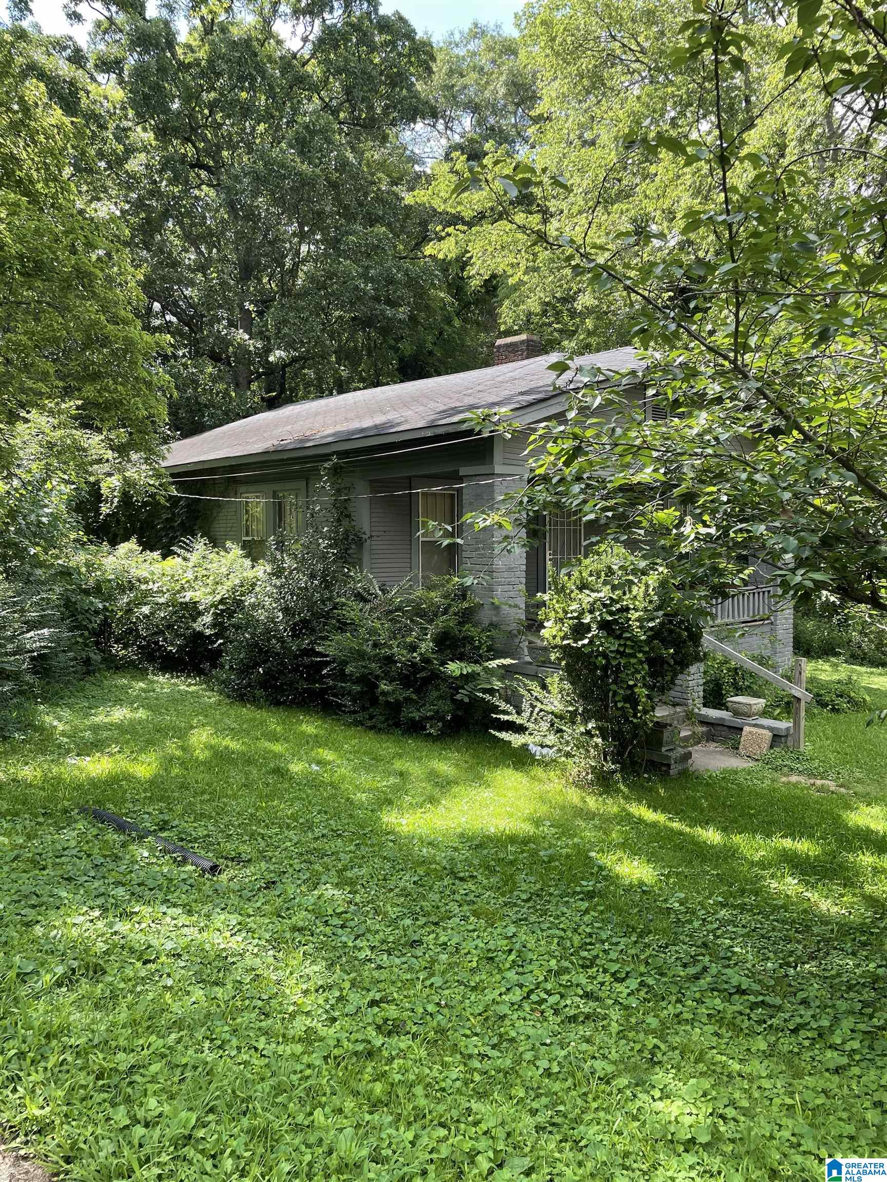 3rd image of 1003 7th Street, Midfield, AL 35228 | MLS# 21461649