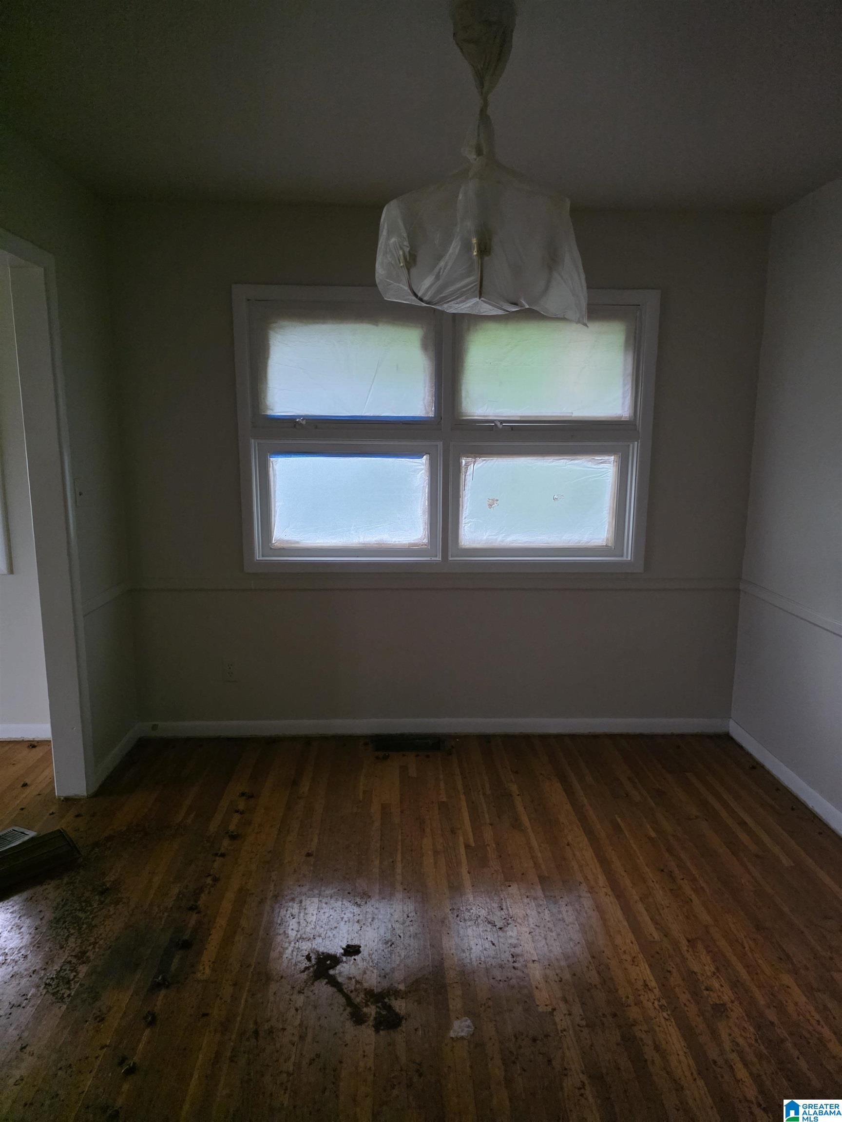 Photo 4 of Single family home for sale at 956 Reedwood Ln, Birmingham, AL 35235 | MLS# 21461655 | Listing updated on 2026-08-10