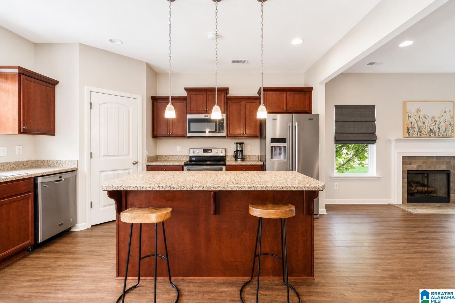 Photo 4 of Single family home for sale at 324 Shelby Farms Ln, Alabaster, AL 35007 | MLS# 21461672 | Listing updated on 2026-09-23