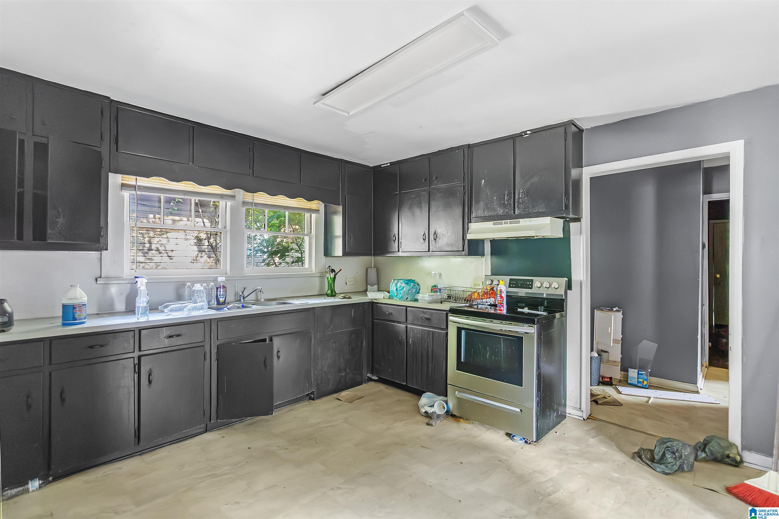Photo 3 of Single family home for sale at 1269 Park Ave, Birmingham, AL 35217 | MLS# 21461696 | Listing updated on 2026-08-10