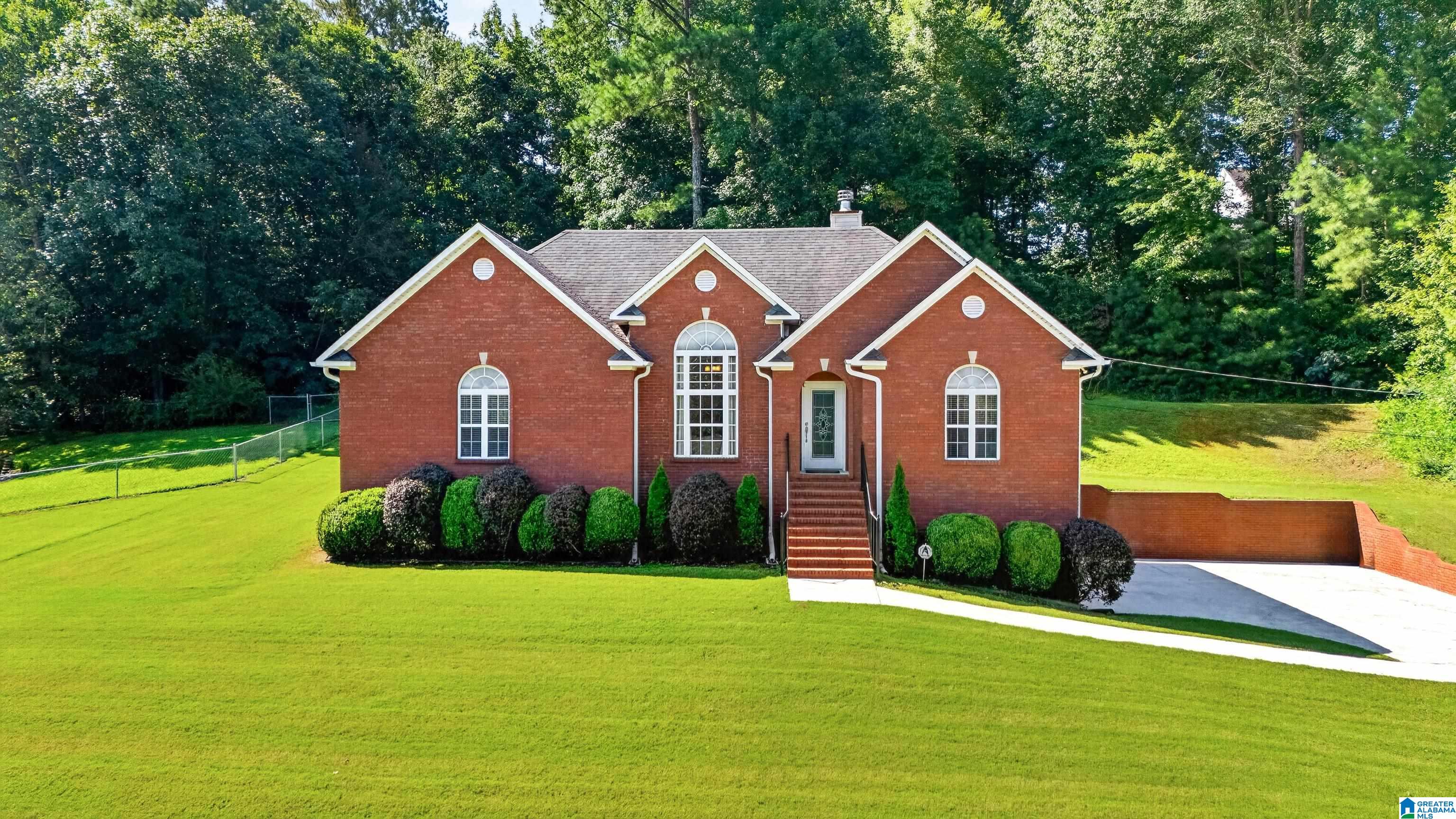 1st image of 238 Magnolia Circle, Warrior, AL 35180 | MLS# 21461750