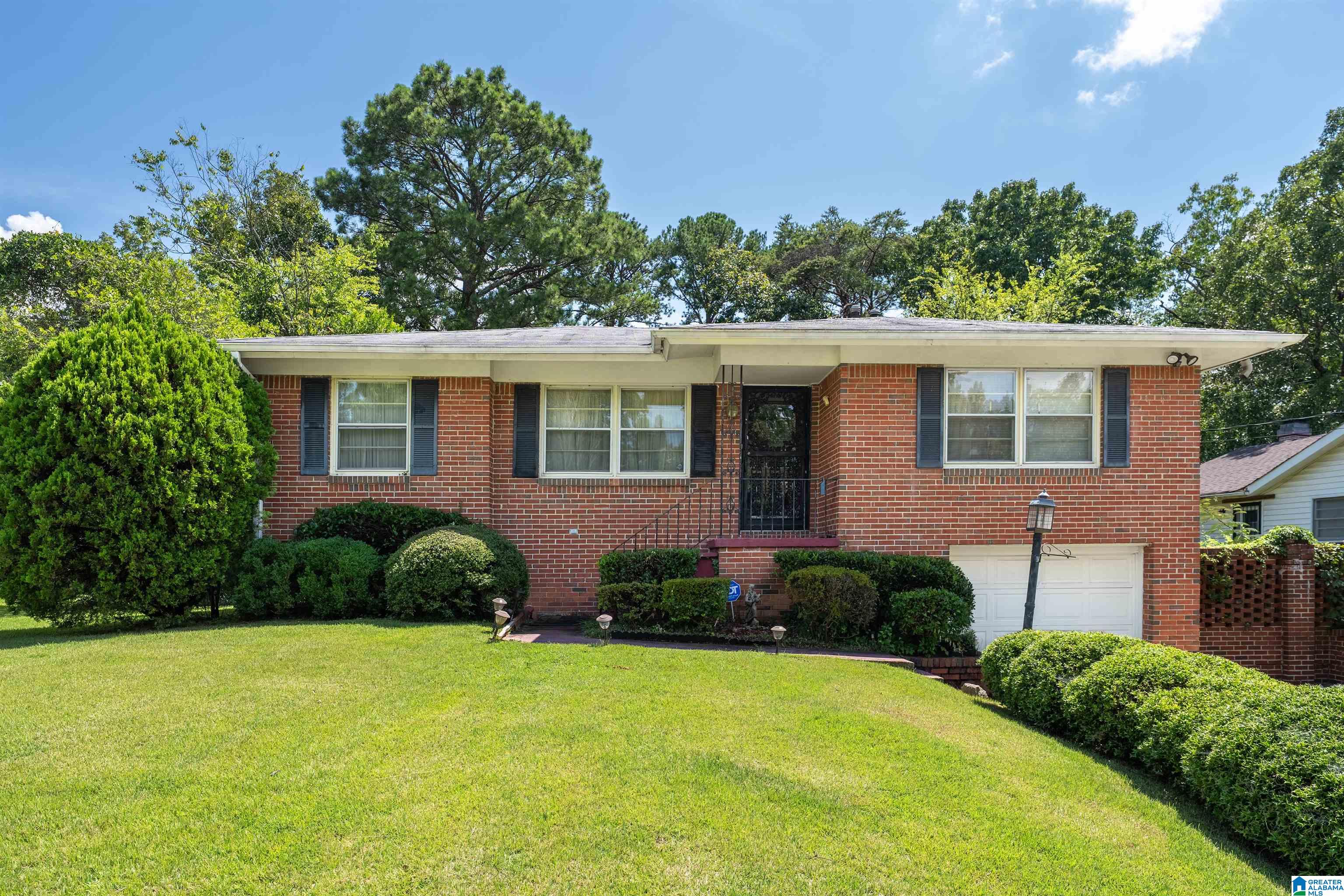 411 BURGUNDY ROAD