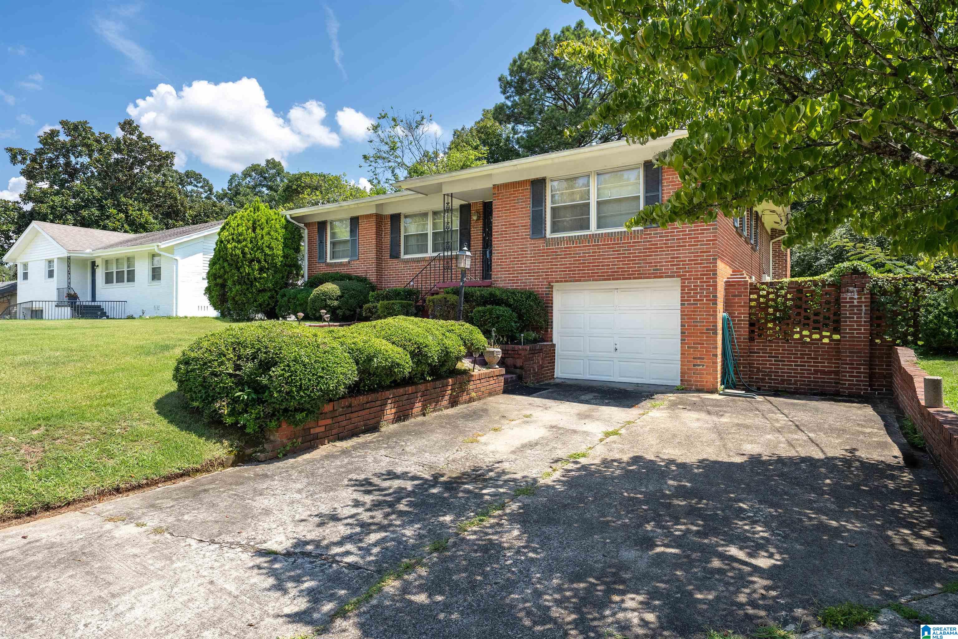 Photo 3 of Single family home for sale at 411 Burgundy Rd, Birmingham, AL 35215 | MLS# 21461757 | Listing updated on 2026-08-11