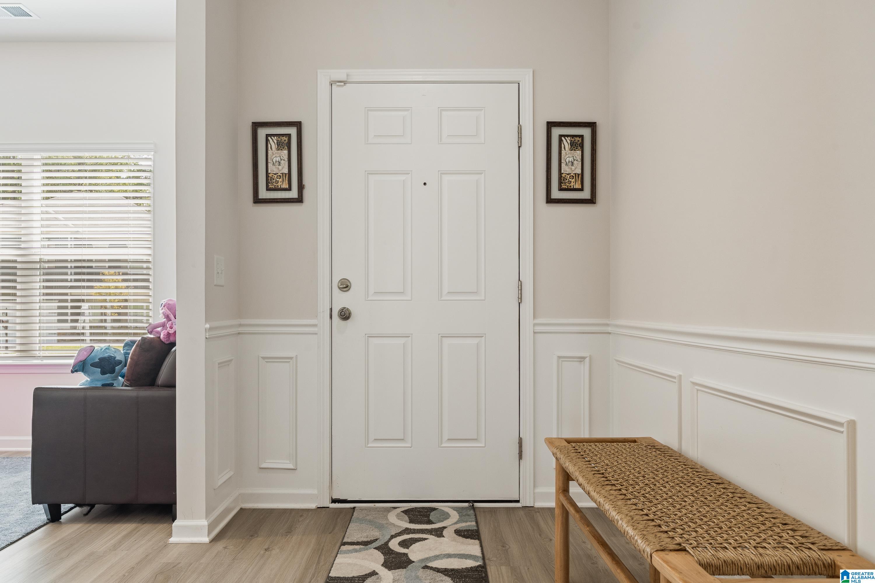Photo 3 of Single family home for sale at 555 Ridge Cir, Odenville, AL 35120 | MLS# 21461767 | Listing updated on 2026-09-18