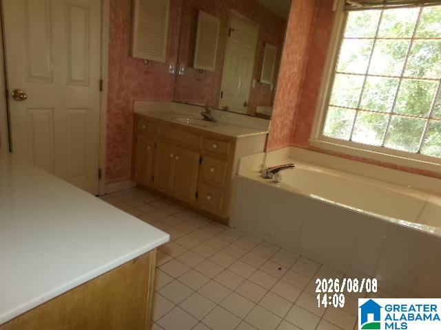 Photo 2 of Single family home for sale at 2517 Huntington Parc Ct, Birmingham, AL 35226 | MLS# 21461789 | Listing updated on 2026-09-02