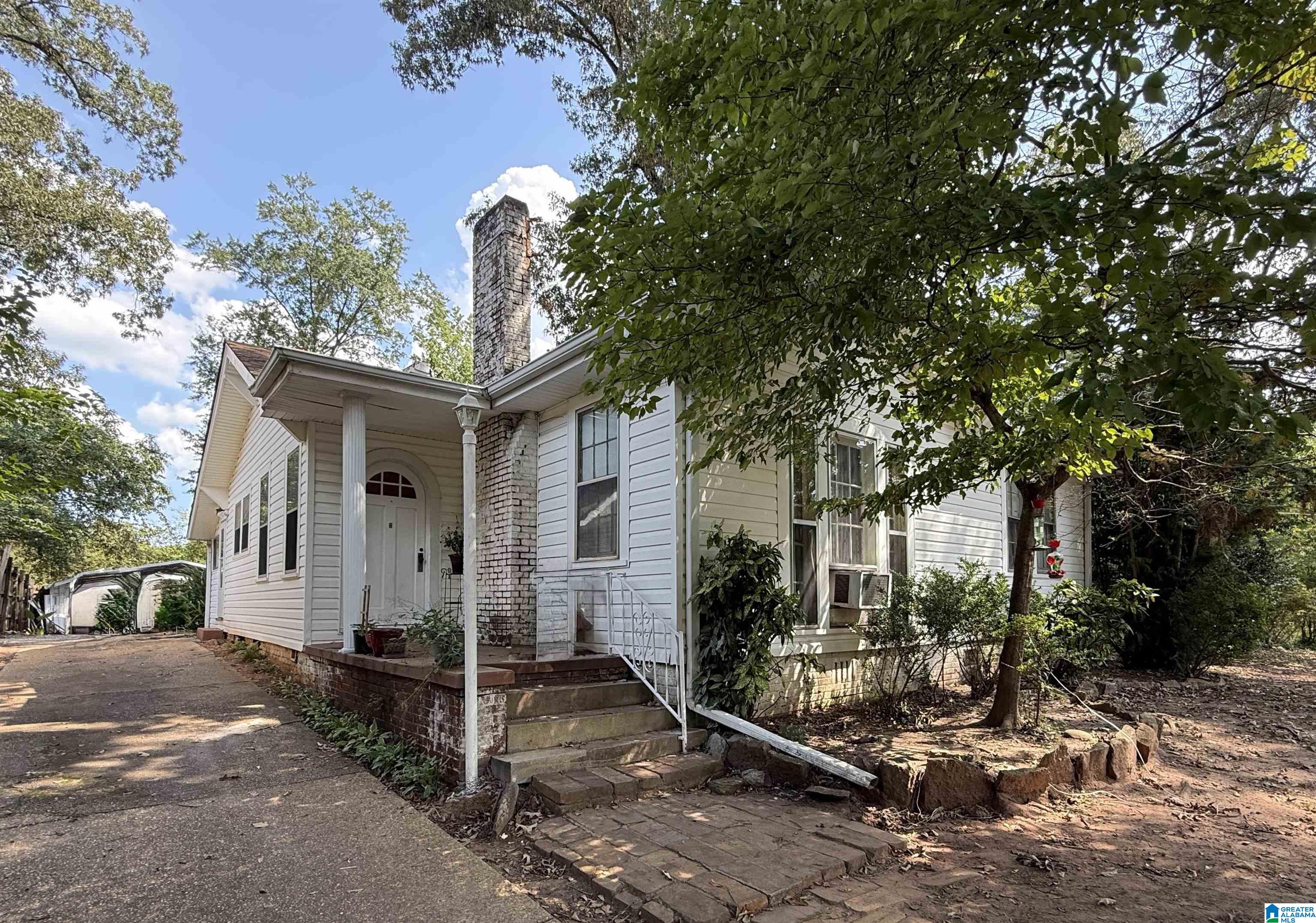 Photo 1 of Single family home for sale at 3007 Circle Dr, Bessemer, AL 35023 | MLS# 21461790 | Listing updated on 2026-09-05