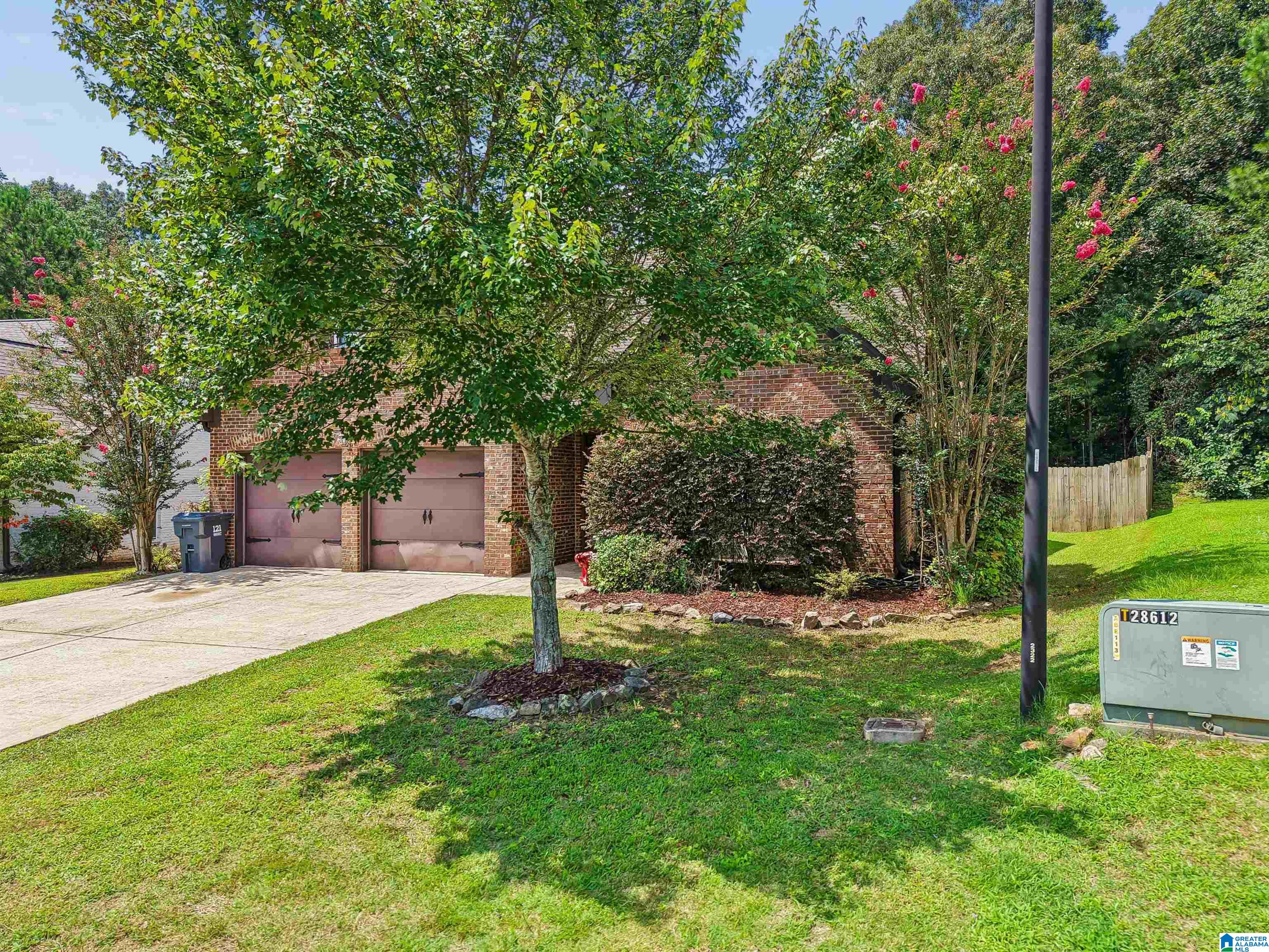3rd image of 932 Valley Circle, Leeds, AL 35094 | MLS# 21461795