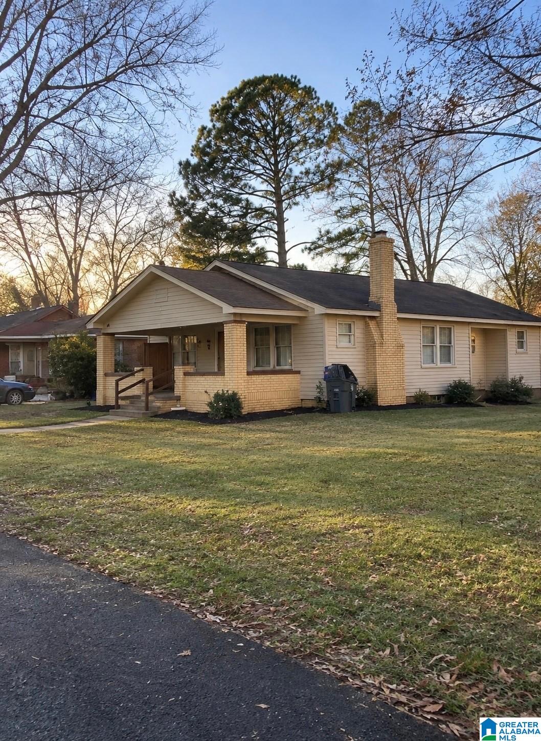 Single family home for sale at 3316 Park Ave SW, BIRMINGHAM, AL 35221 | MLS# 21461799