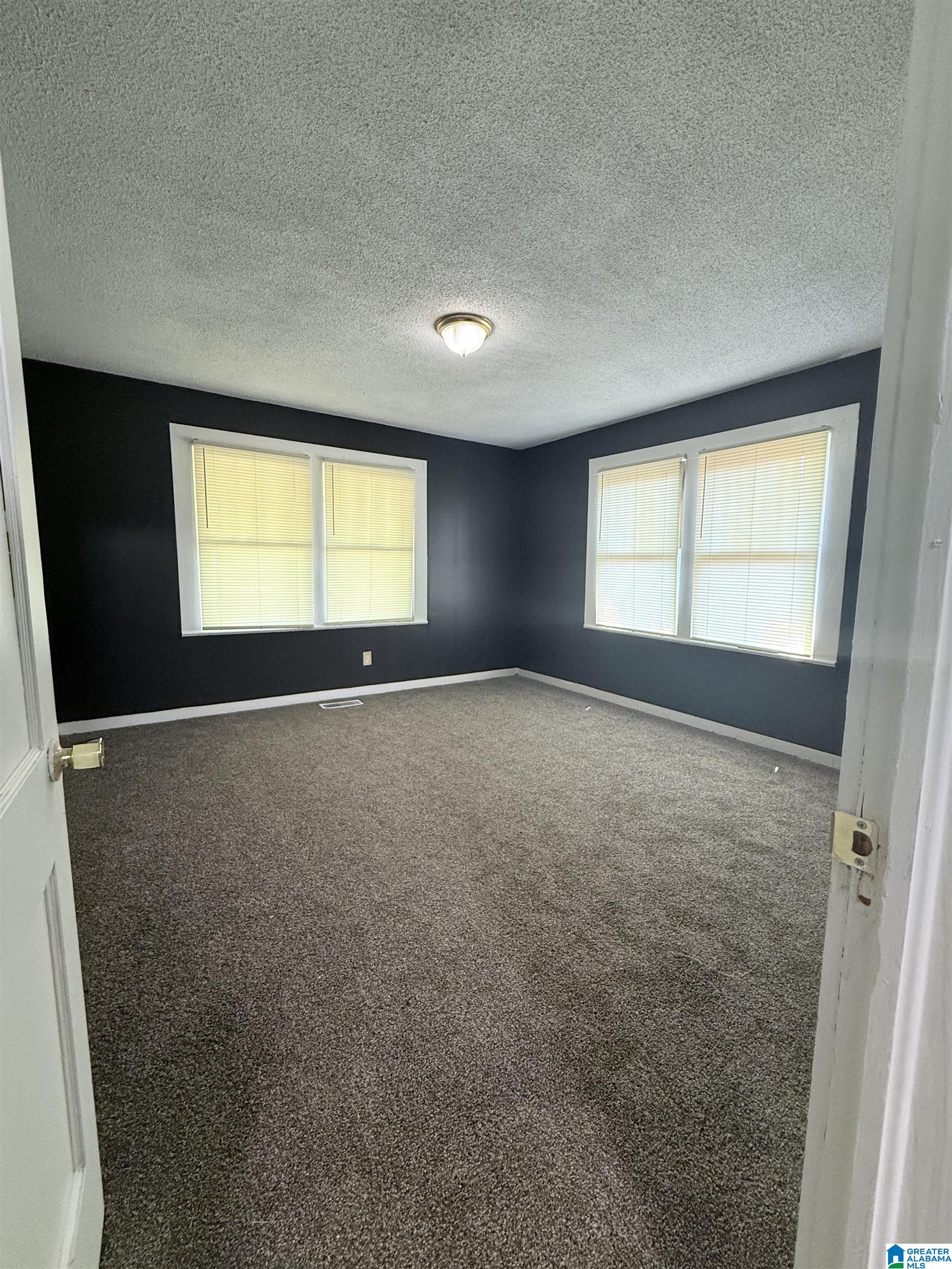 Photo 4 of Single family home for sale at 3316 Park Ave SW, Birmingham, AL 35221 | MLS# 21461799 | Listing updated on 2026-08-11