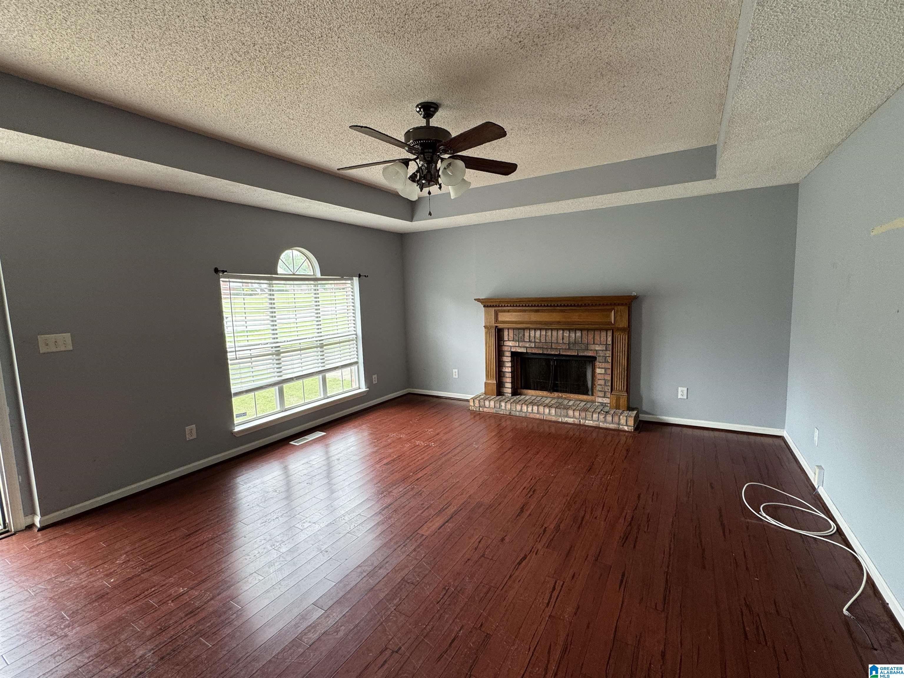 2nd image of 117 Fairlane Dr, Pleasant Grove, AL 35127 | MLS# 21461812