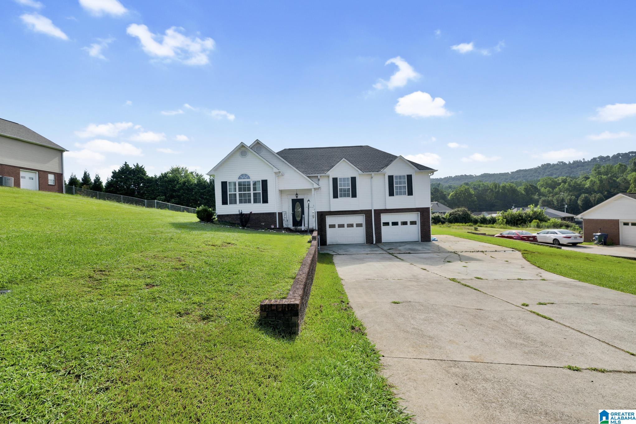 32nd image of 908 Ransome Dr, Oneonta, AL 35121 | MLS# 21461843