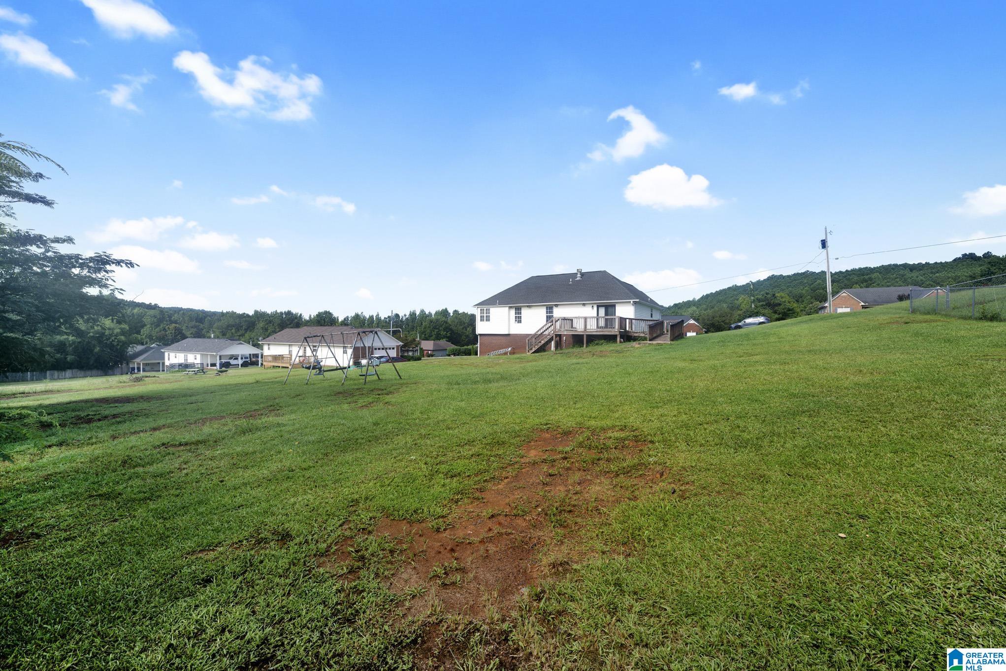 3rd image of 908 Ransome Dr, Oneonta, AL 35121 | MLS# 21461843