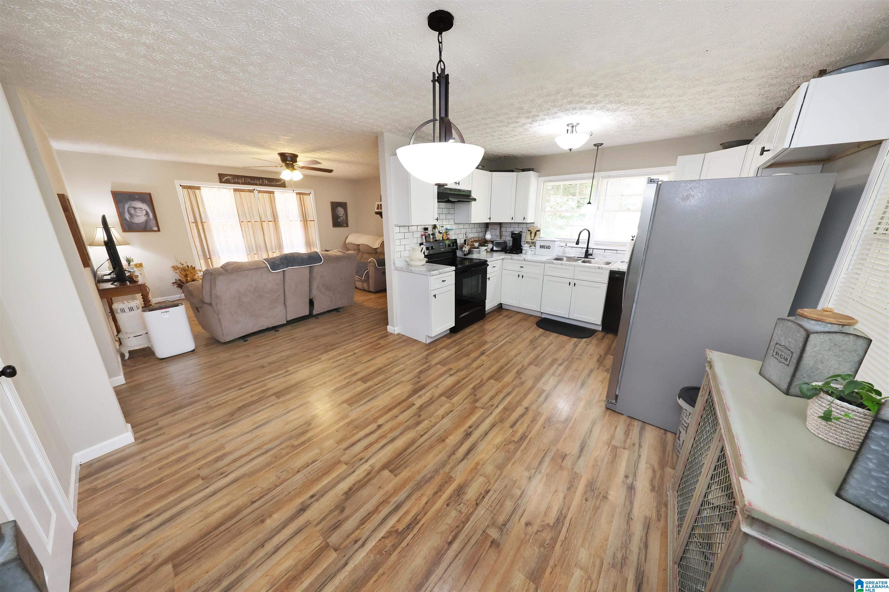2nd image of 508 Kilarney Avenue, Weaver, AL 36277 | MLS# 21461859