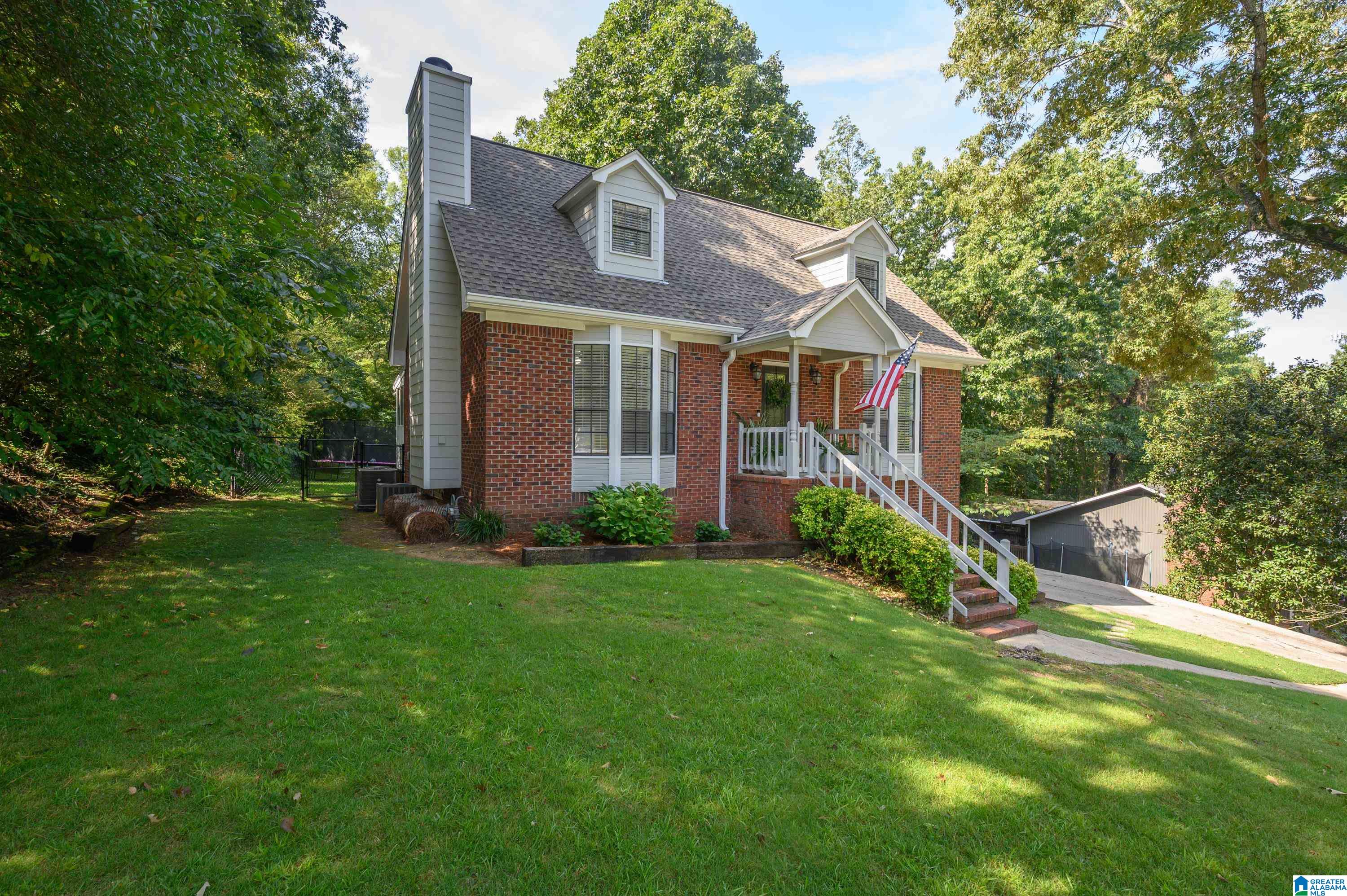 2nd image of 226 Tradewinds Circle, Alabaster, AL 35007 | MLS# 21461862