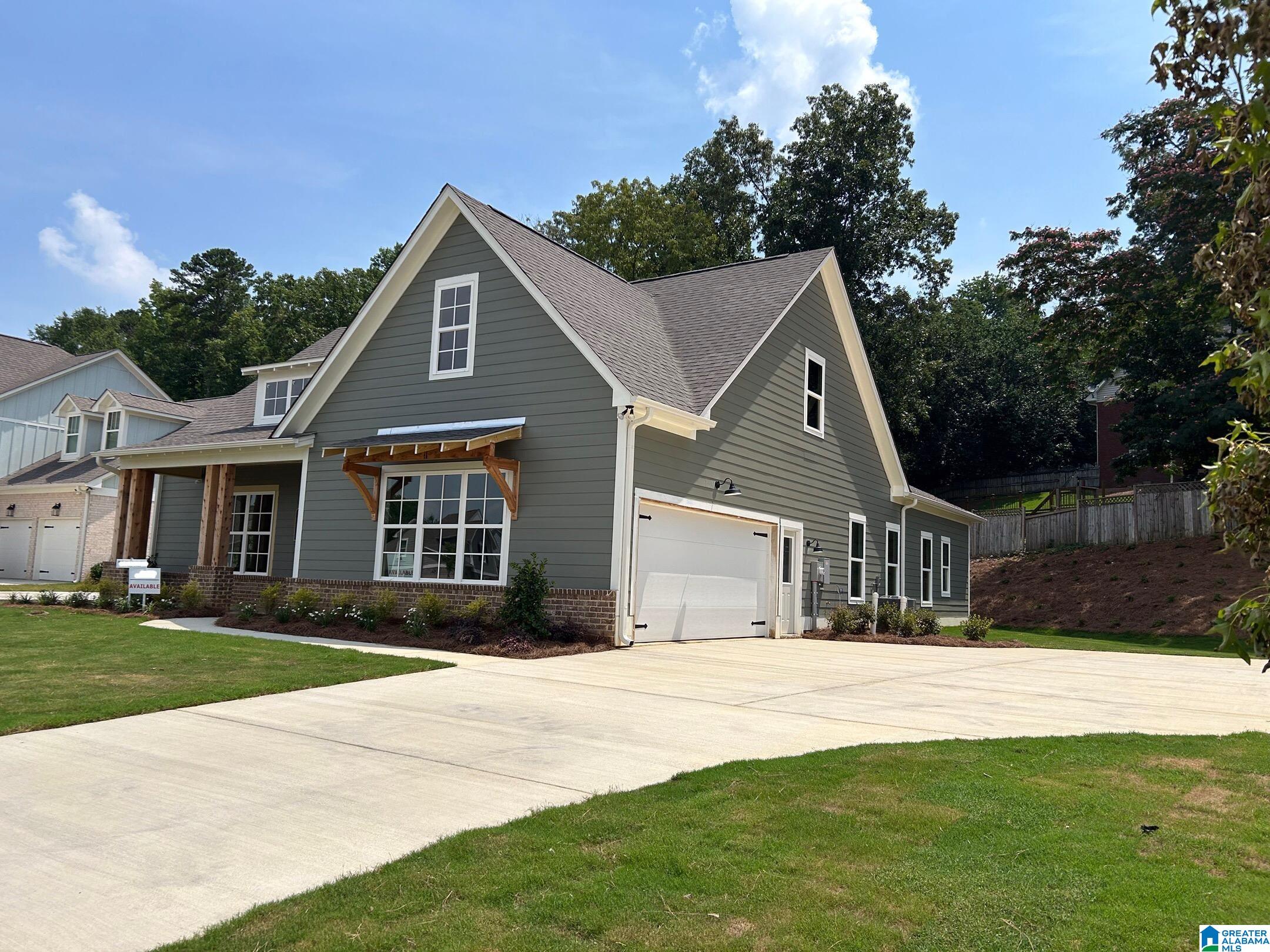 2nd image of 525 Ramsgate Dr, Alabaster, AL 35114 | MLS# 21461899