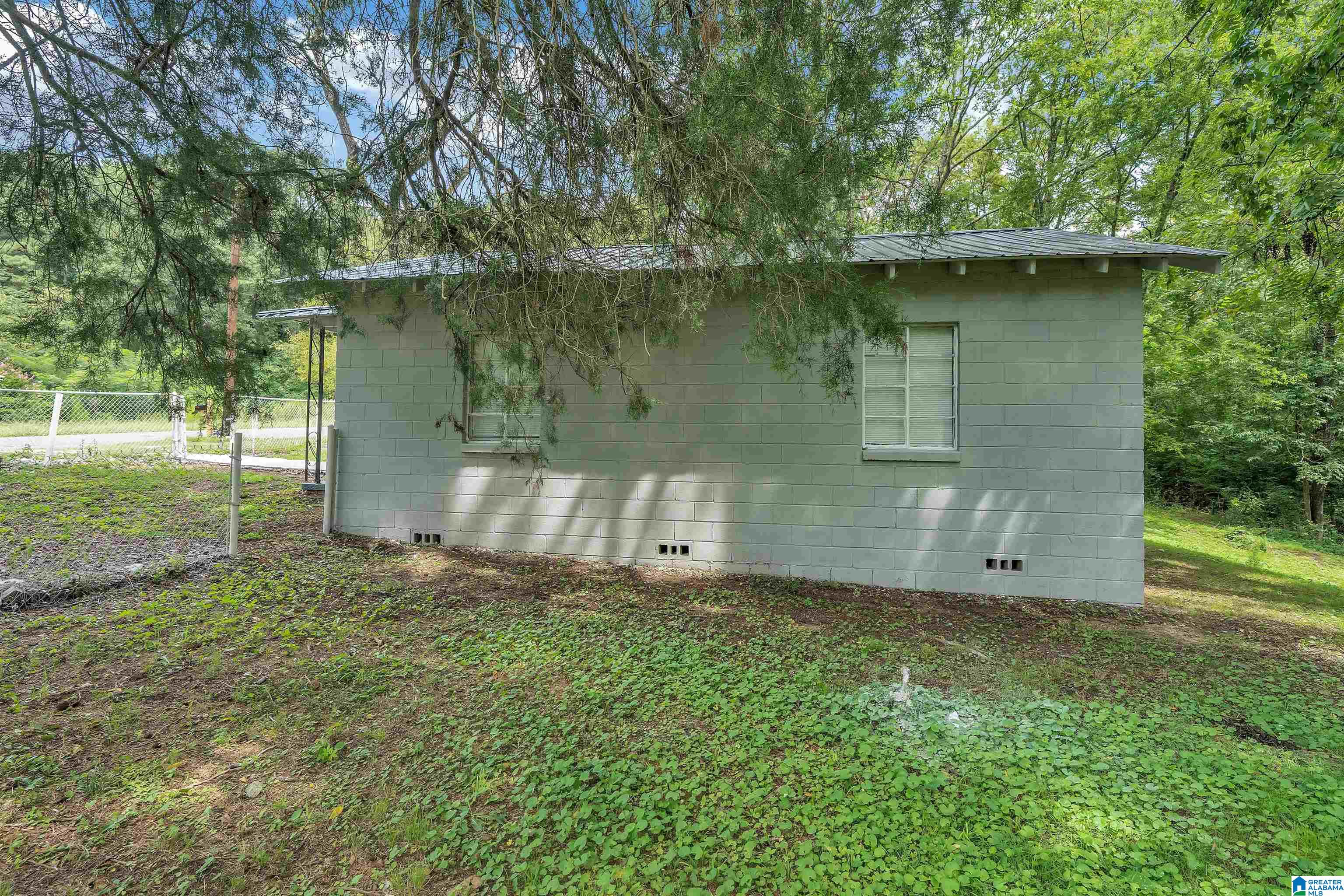 Photo 4 of Single family home for sale at 629 Sheridan Rd, Birmingham, AL 35214 | MLS# 21461901 | Listing updated on 2026-08-12