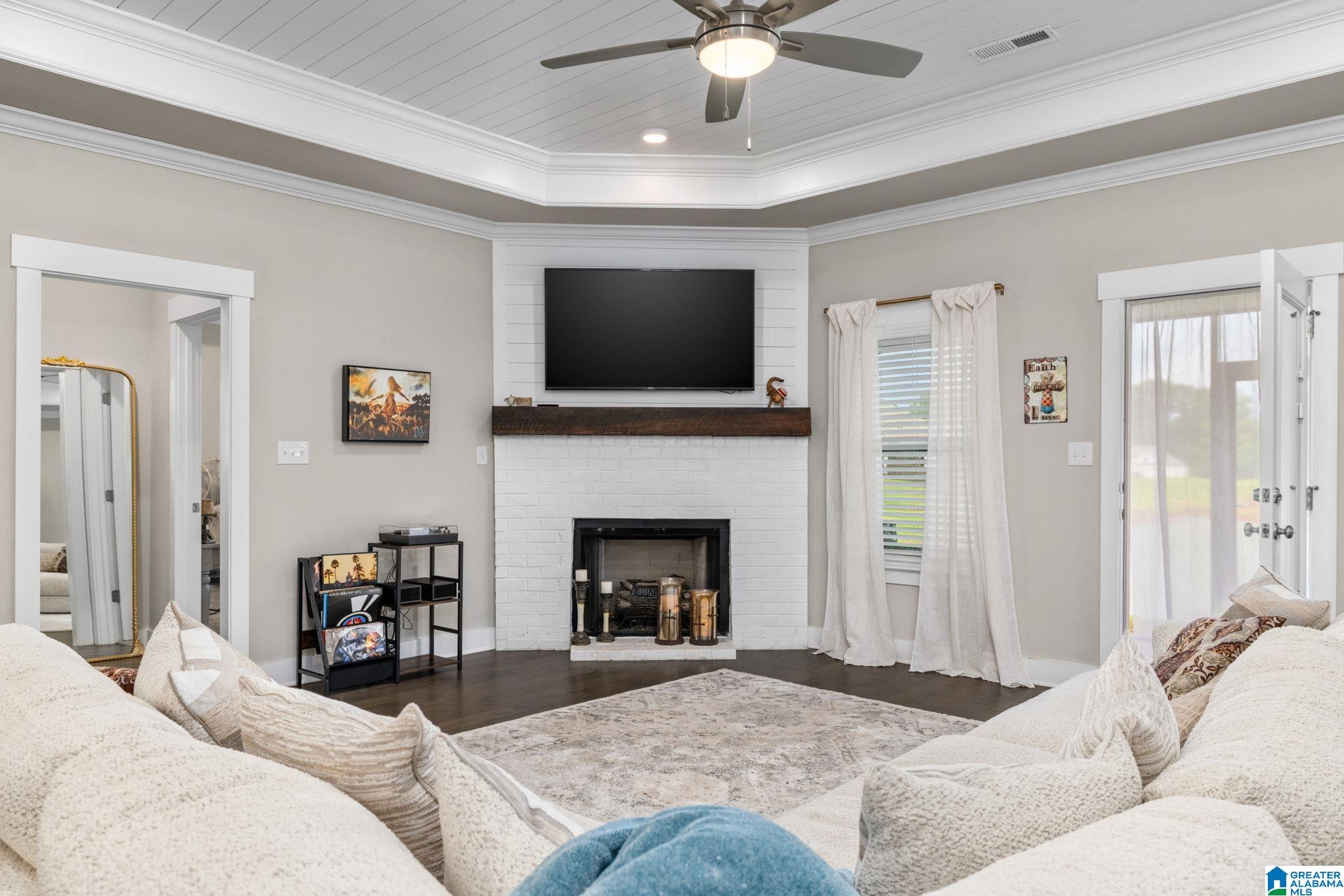 Photo 3 of Townhouse for sale at 8614 Quinn Dr SW, Huntsville, AL 35824 | MLS# 21461916 | Listing updated on 2026-08-12