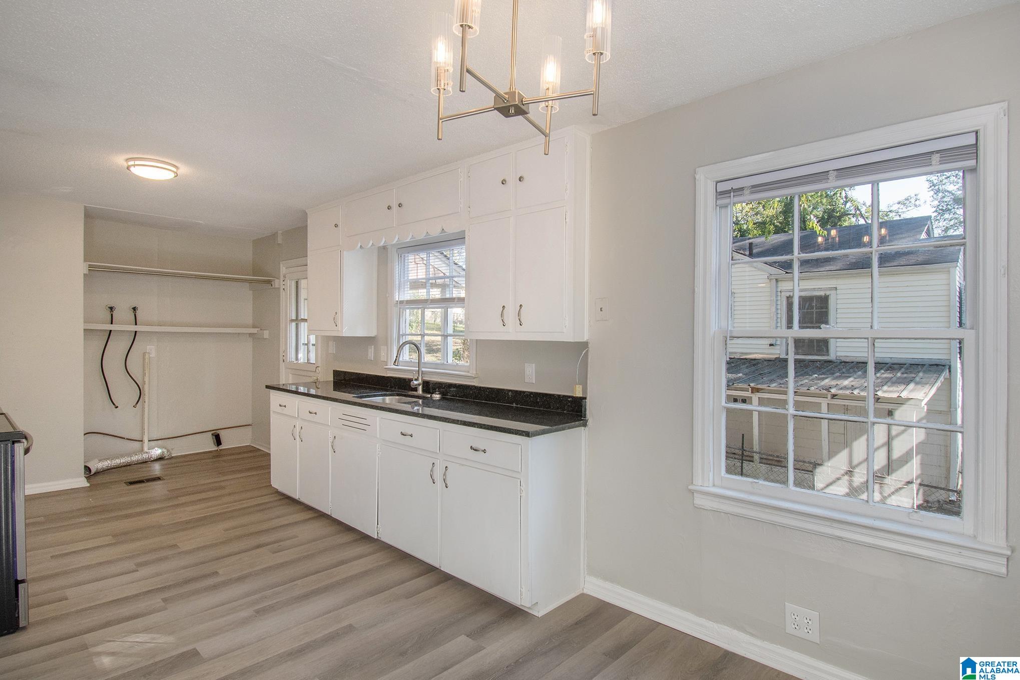 5th image of 9004 Belcrest Dr, Birmingham, AL 35206 | MLS# 21461930