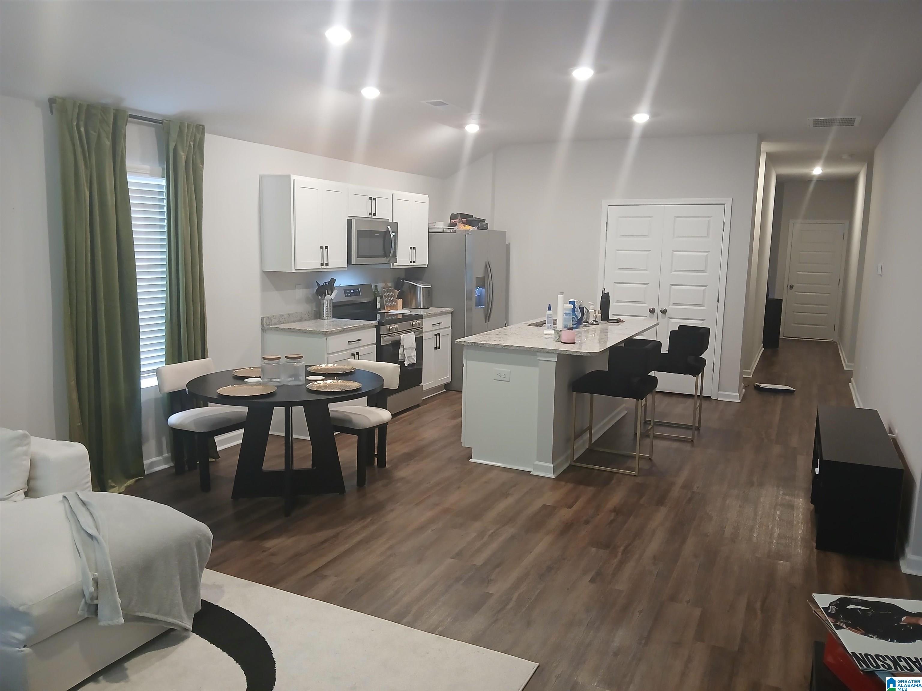 Photo 3 of Single family home for sale at 863 Lora Ln, Odenville, AL 35120 | MLS# 21461931 | Listing updated on 2026-08-12