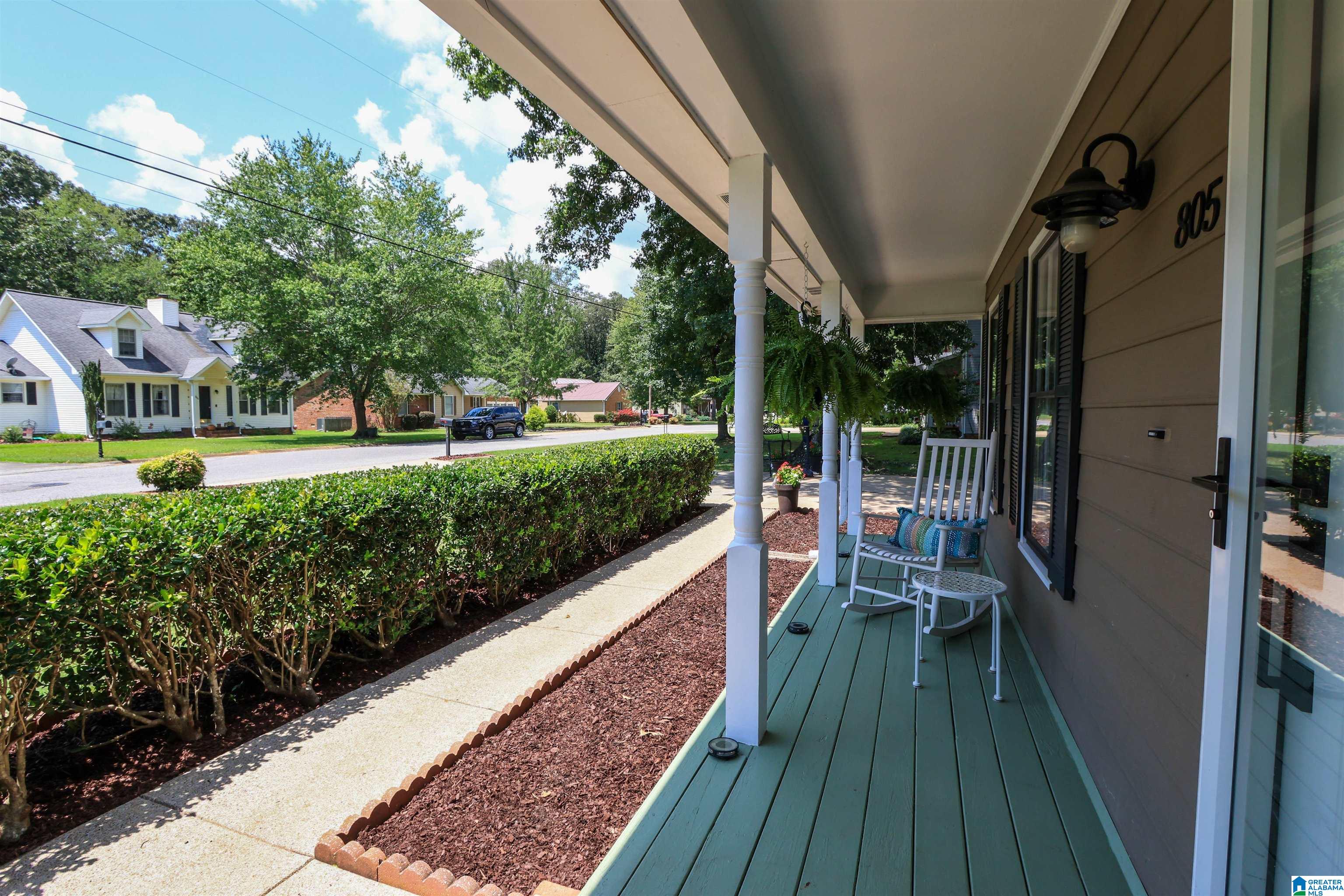 2nd image of 805 Edgewood Dr, Anniston, AL 36207 | MLS# 21461945