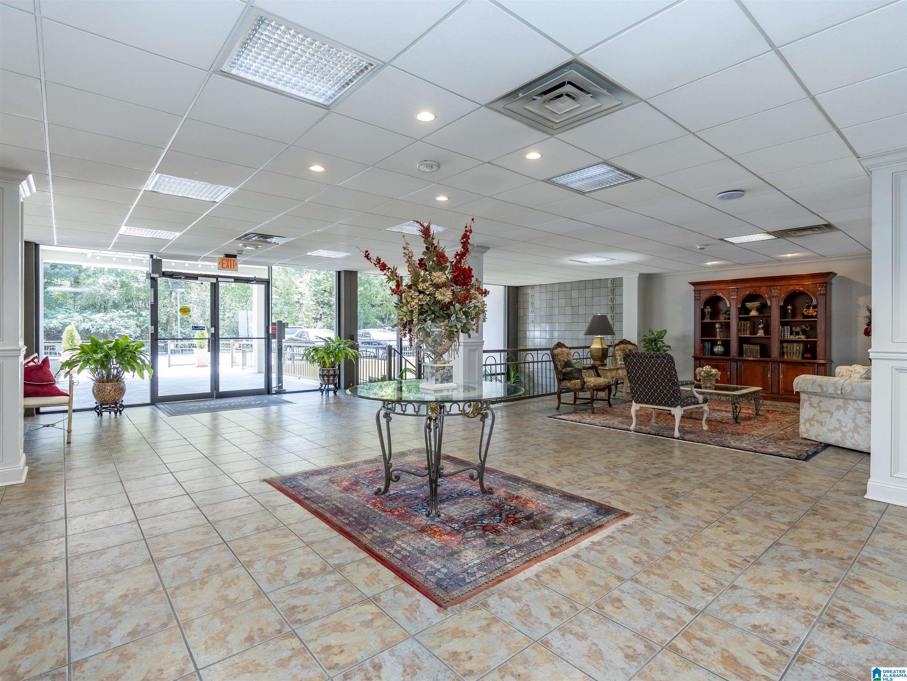 2nd image of 1120 Beacon Parkway #208, Birmingham, AL 35209 | MLS# 21461979