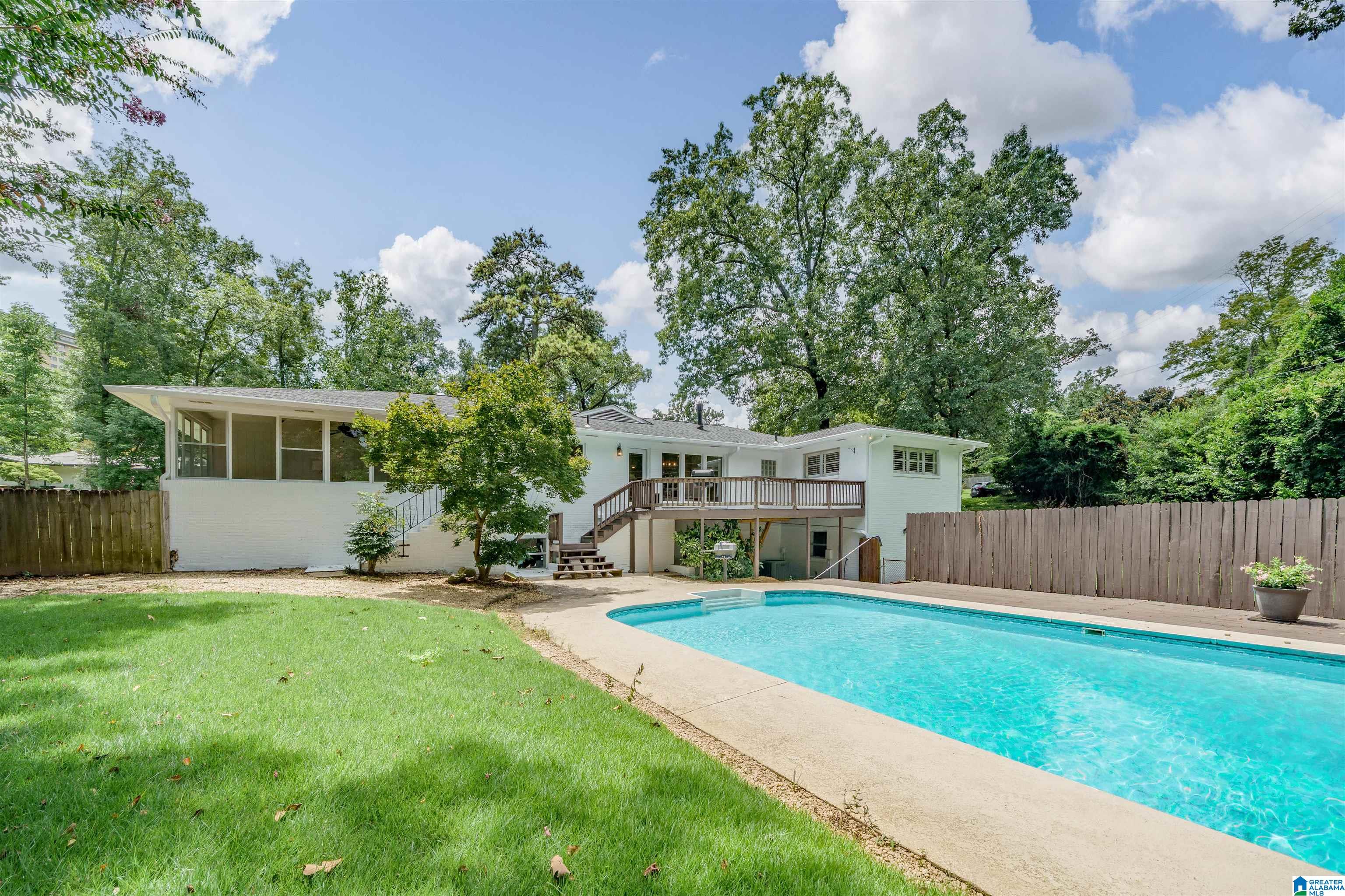 Photo 1 of Sale Pending at 2700 Cherokee Rd, Mountain Brk, AL 35216 | MLS# 21461987 | Listing updated on 2026-08-23