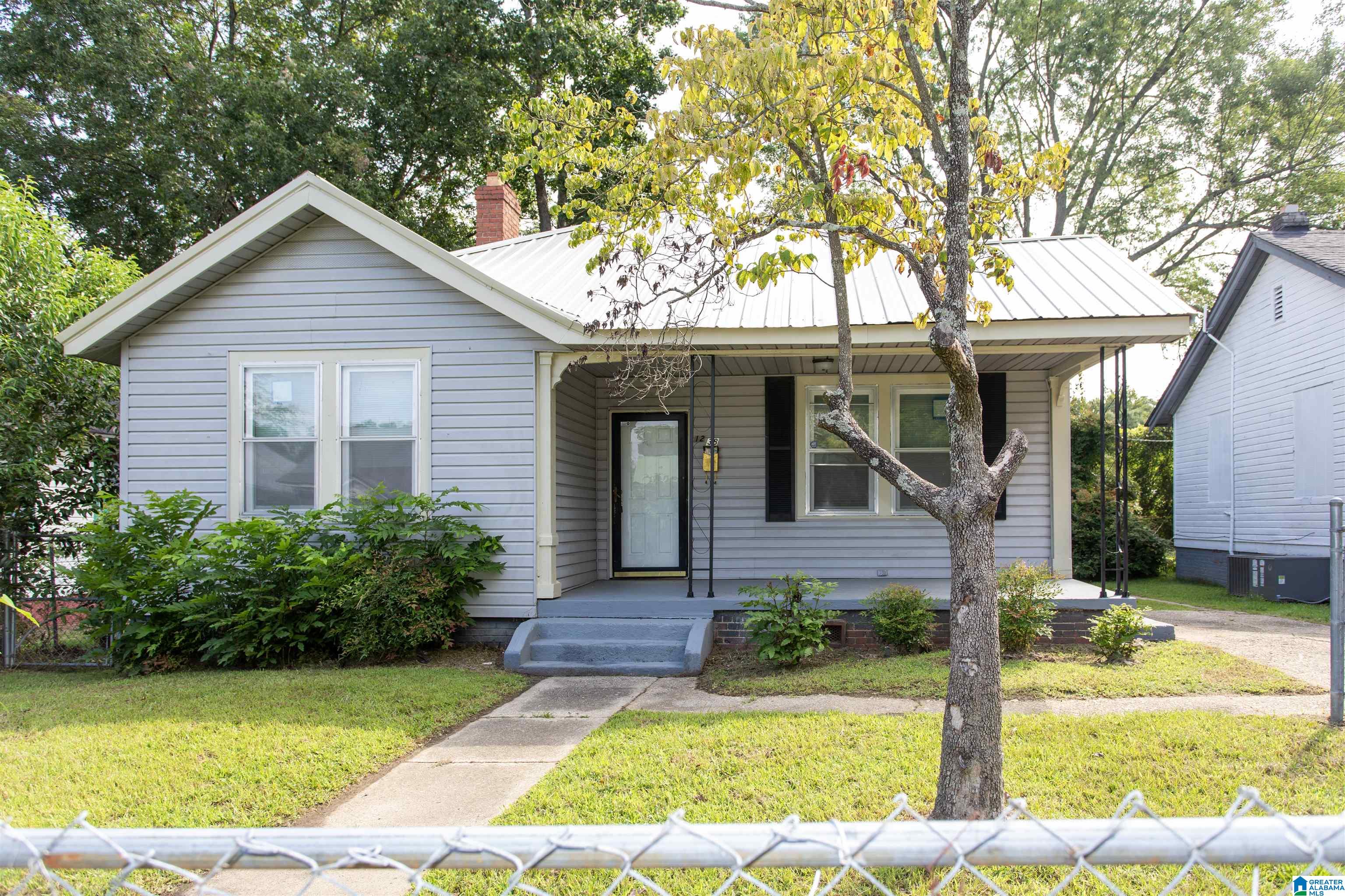 1st image of 1238 Grant Avenue, Gadsden, AL 35903 | MLS# 21461995